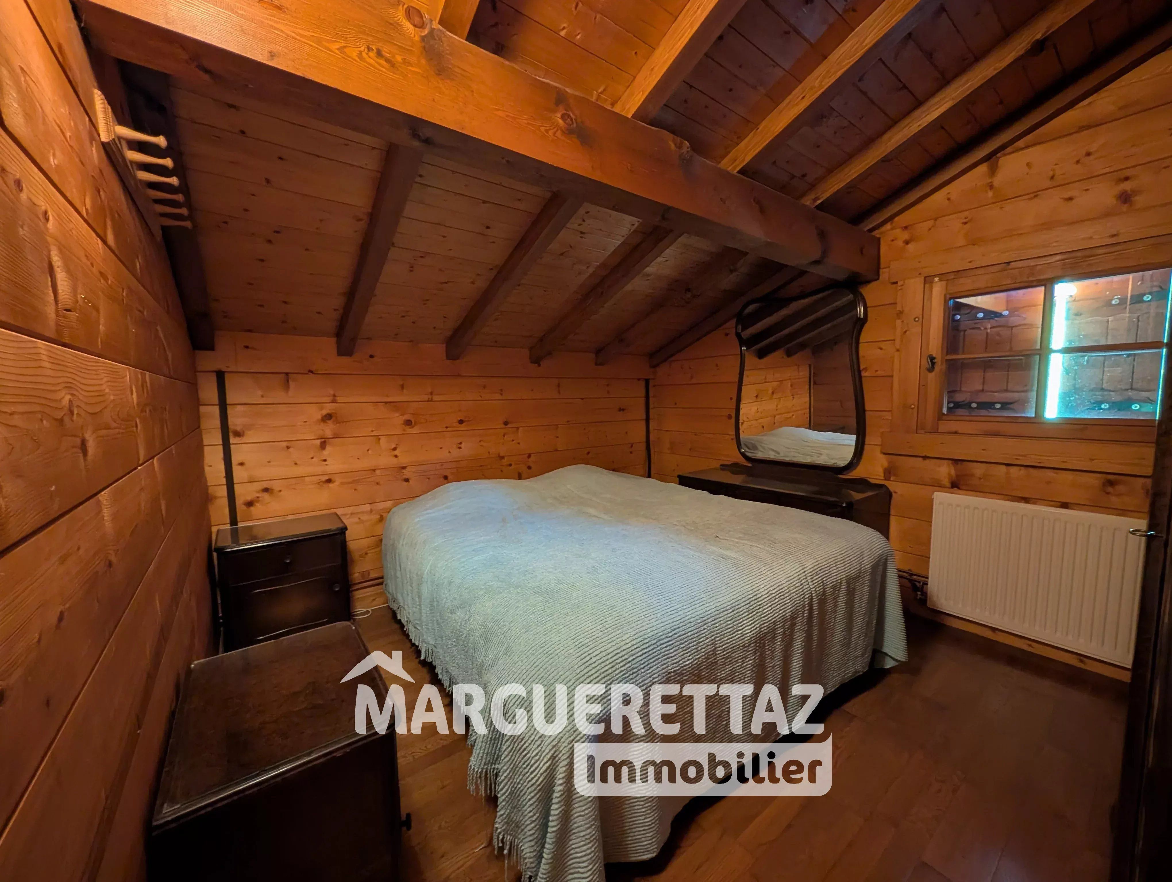 A ONNION CHALET AUTHENTIQUE FACE AU MONT-BLANC