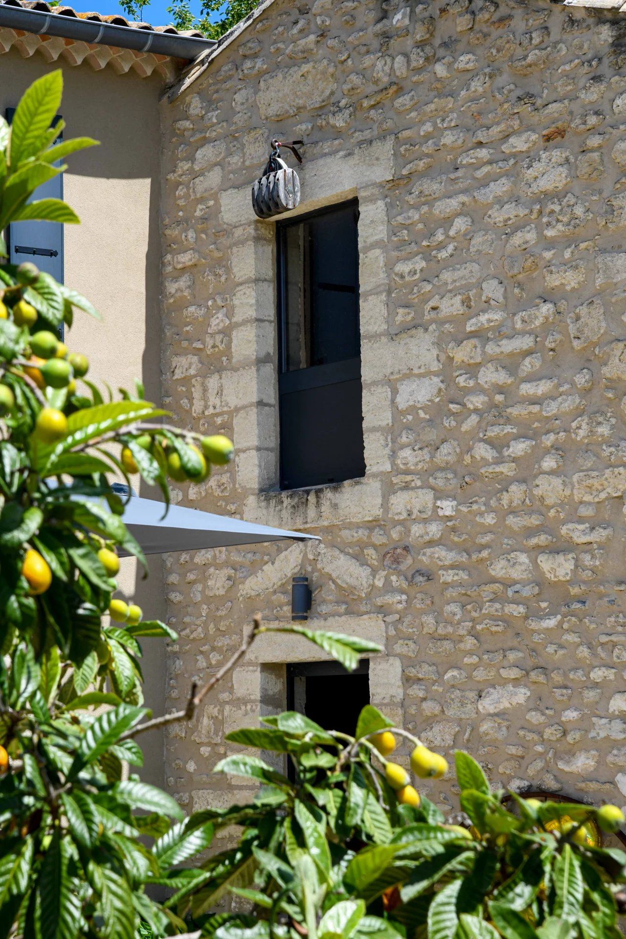 Mas XIXe avec dépendance, parc et piscine à 1,5 km du centre historique d'Uzès