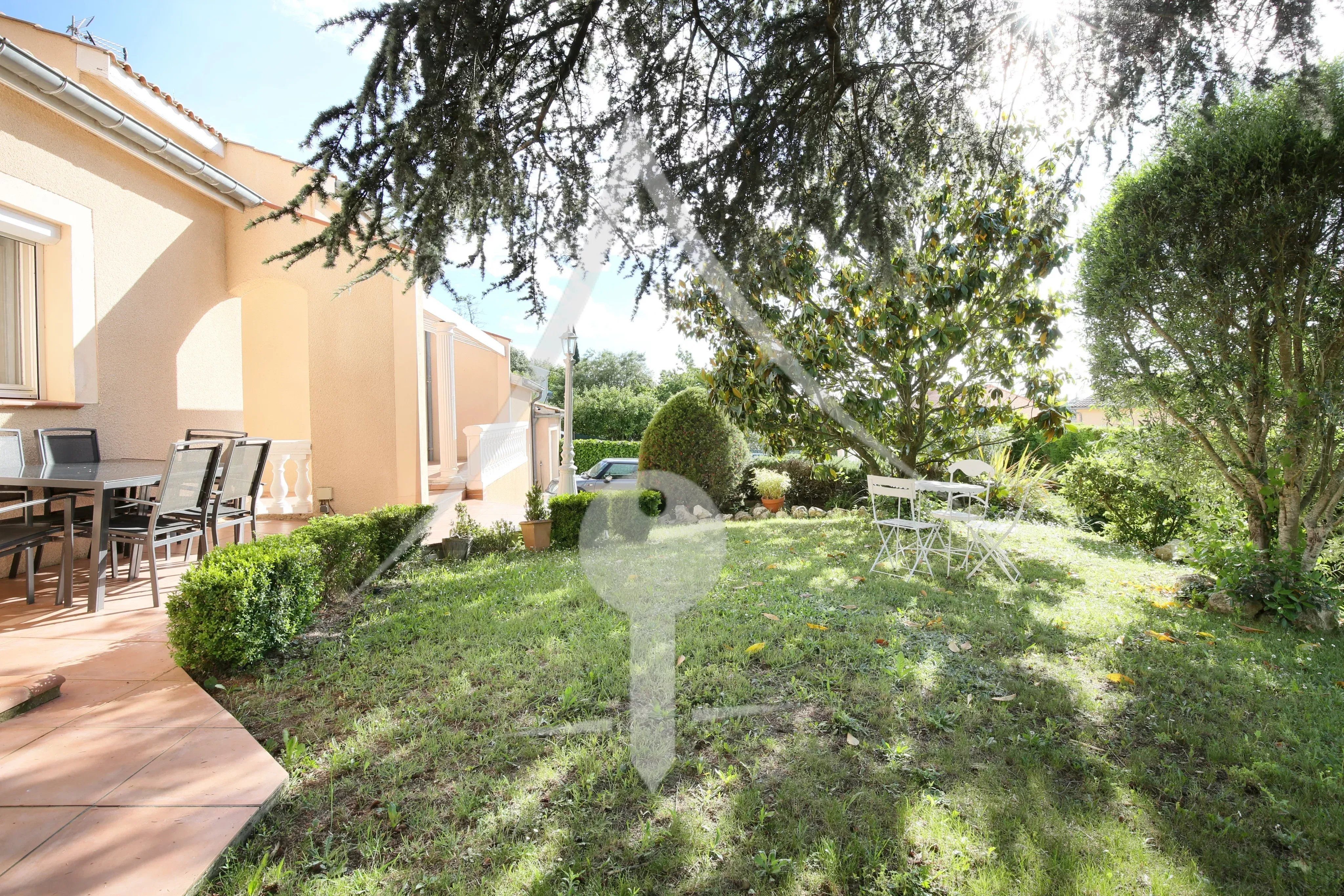 House for sale in Muret (Le Barry) — 220 sqm single-story, 5 bedrooms and swimming pool