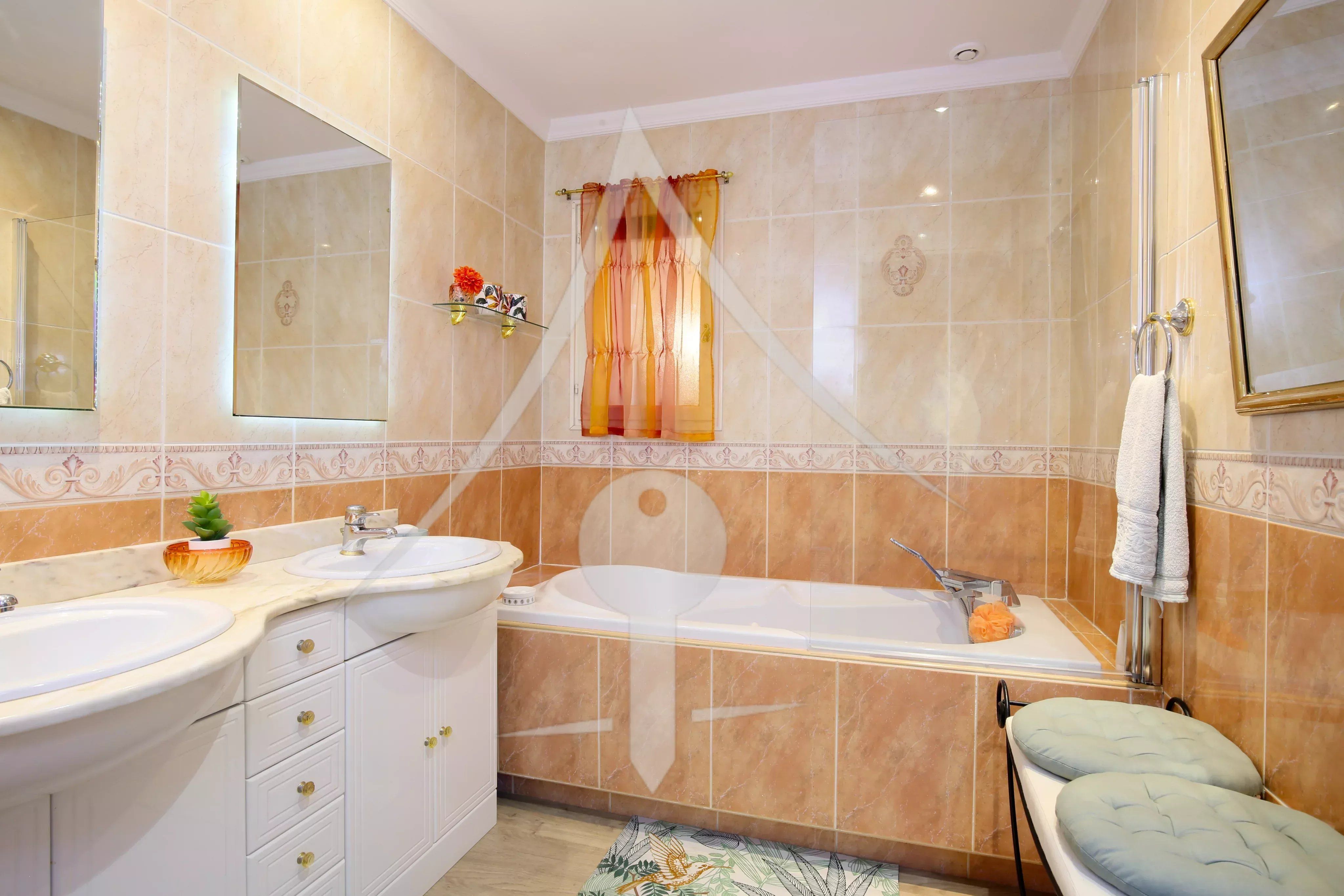 House for sale in Muret (Le Barry) — 220 sqm single-story, 5 bedrooms and swimming pool