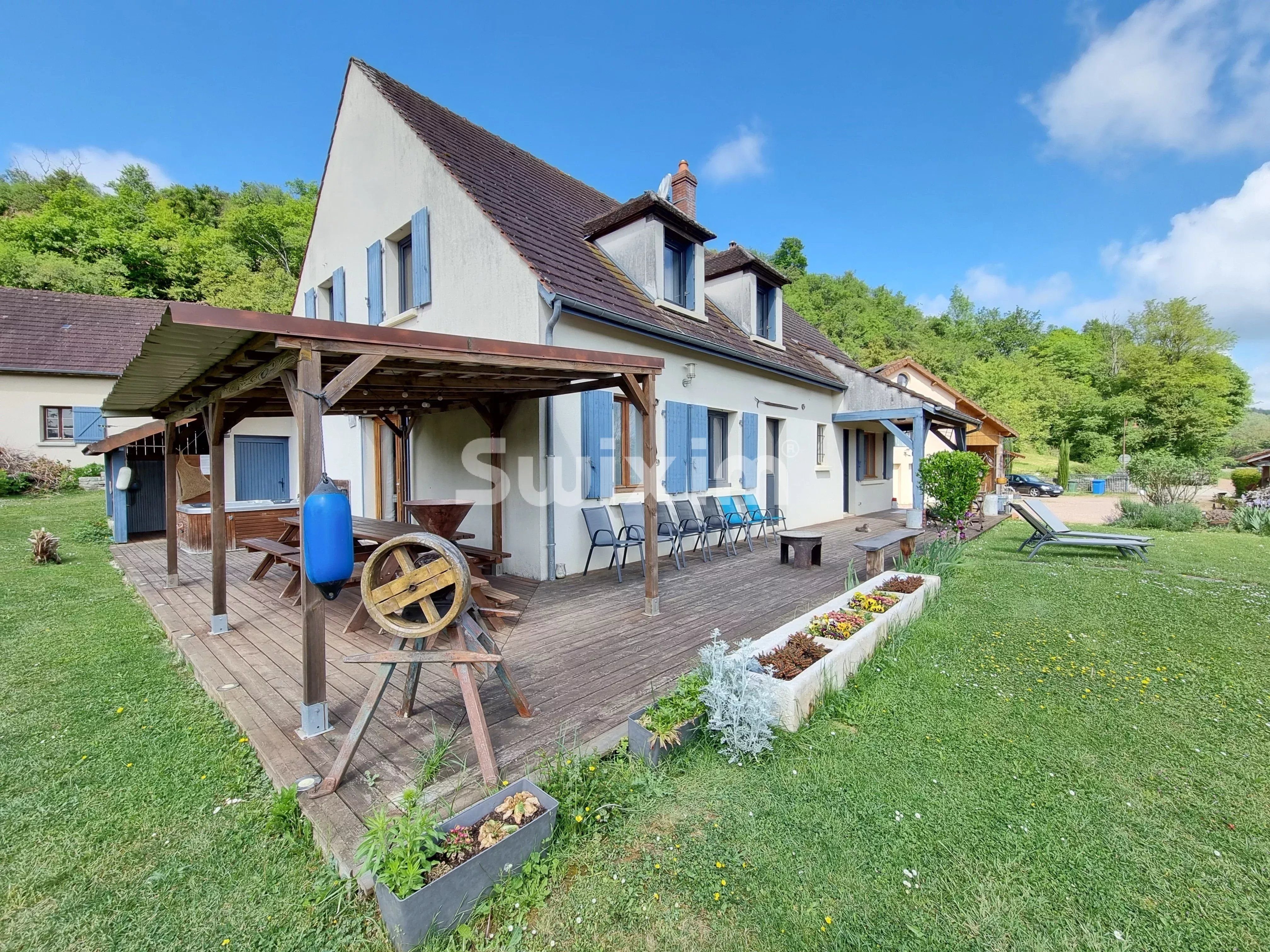 Propriété de charme au bord du Canal à 5 min de Clamecy