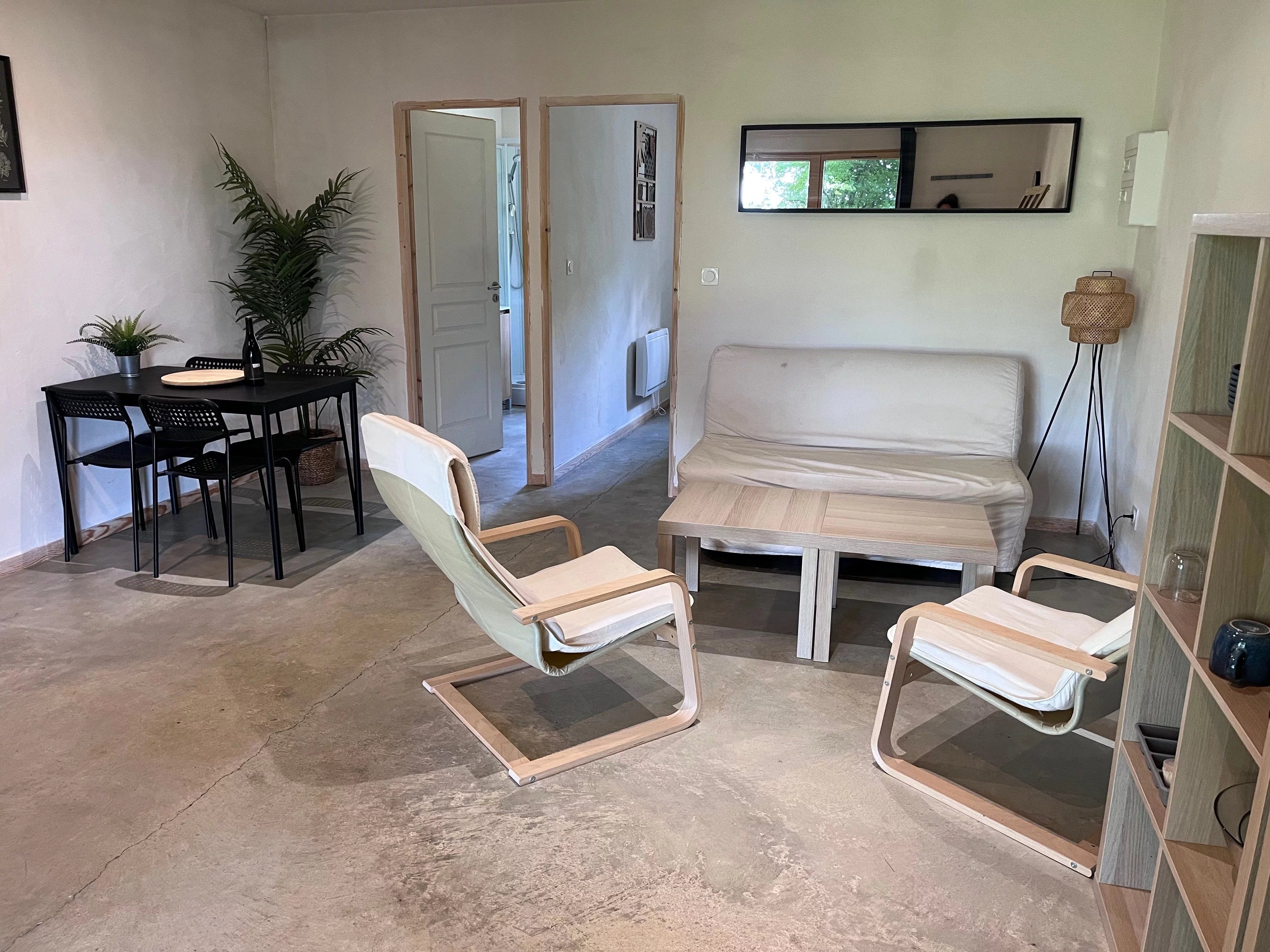 Propriété équestre – Habitation contemporaine, écuries et revenus locatifs