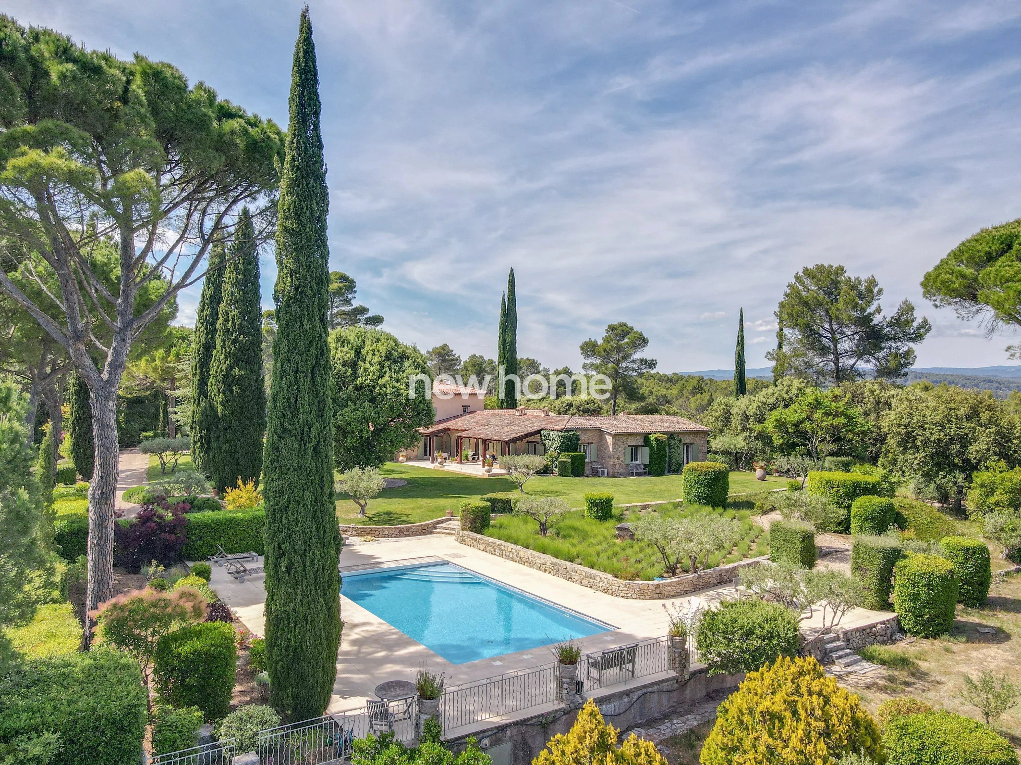 Un domaine provençal d’exception où luxe, authenticité et intimité se rencontrent