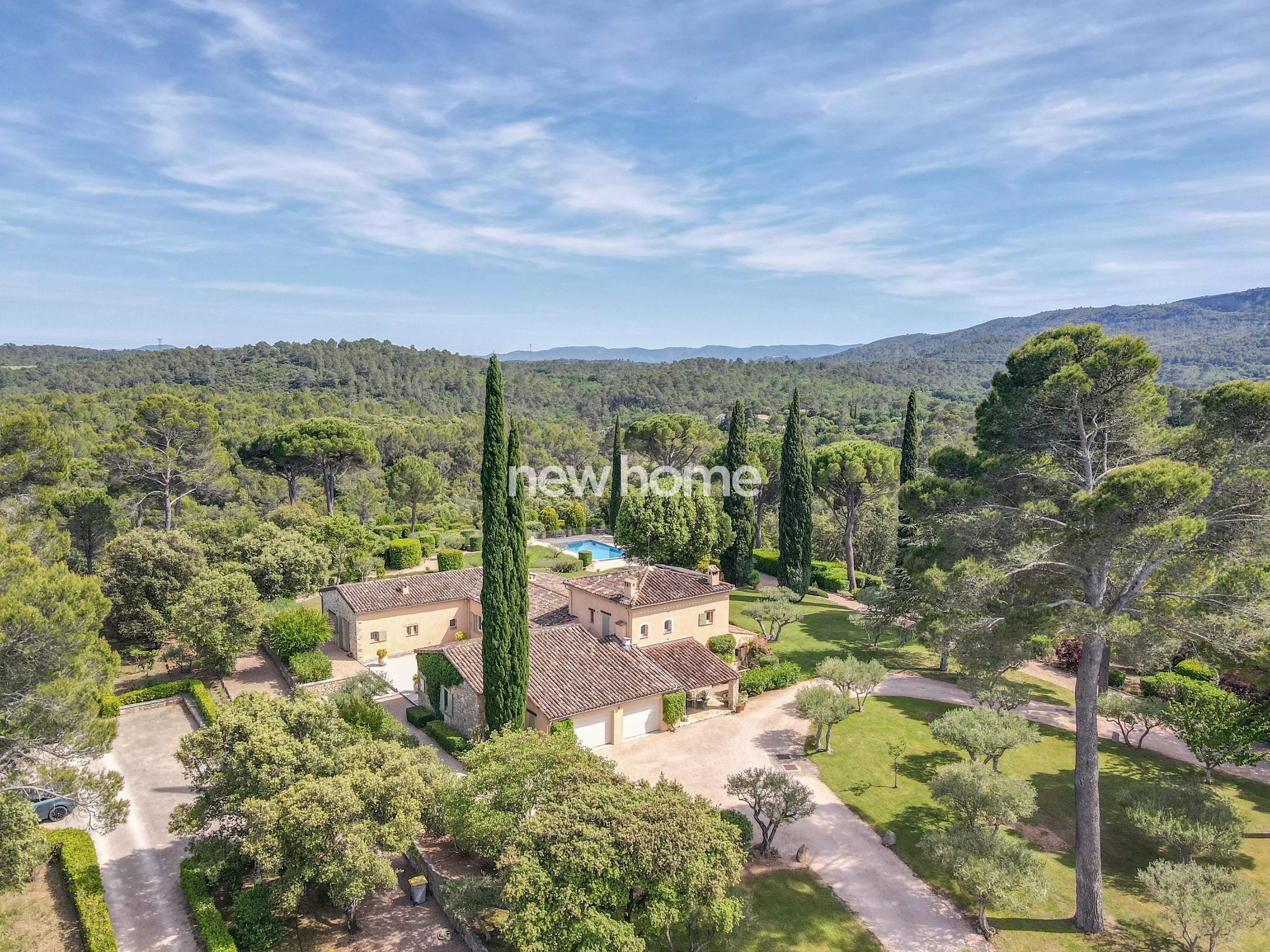 Un domaine provençal d’exception où luxe, authenticité et intimité se rencontrent