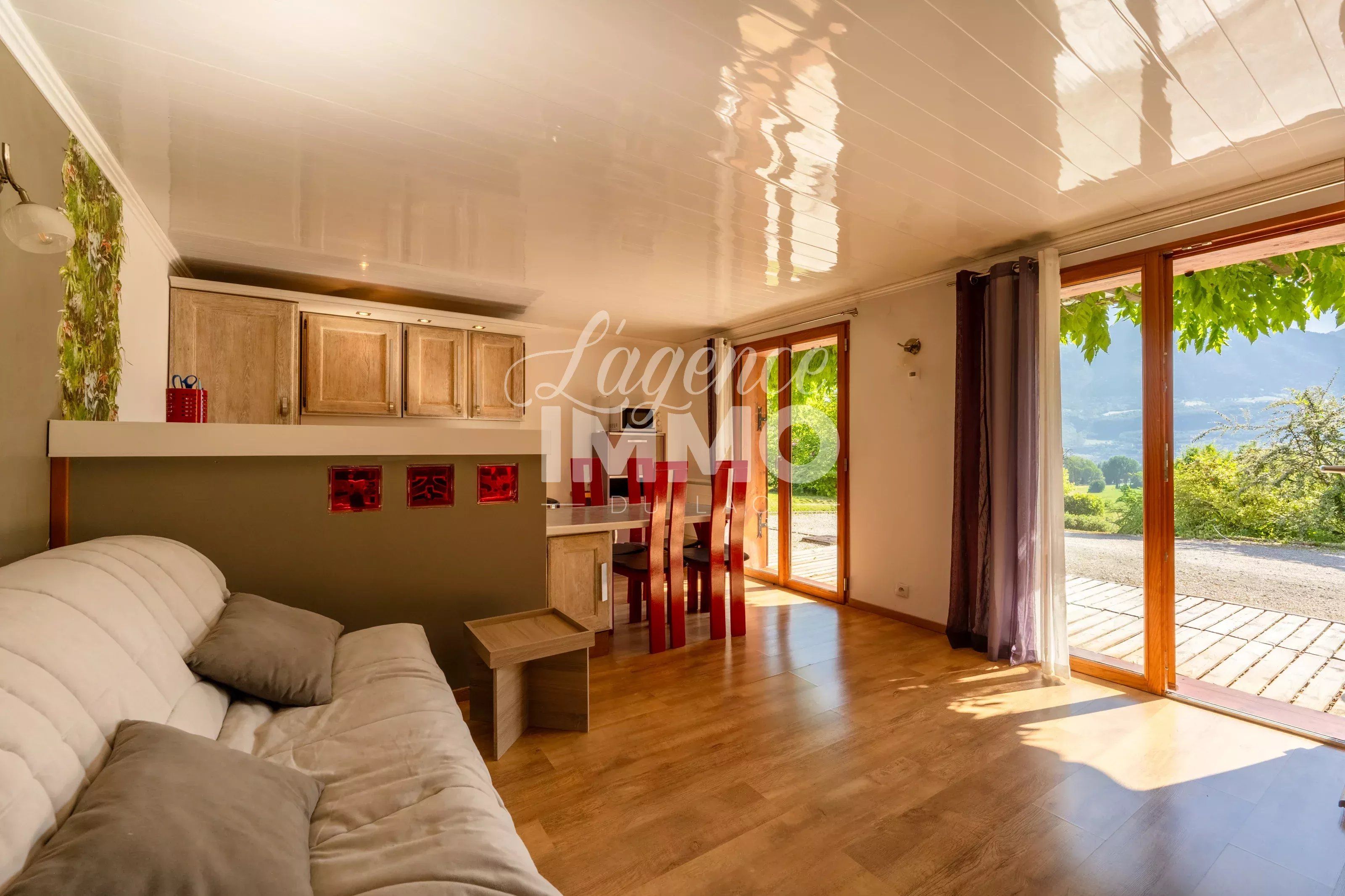 Chalet avec vue lac à St-Jorioz + T2 indépendant