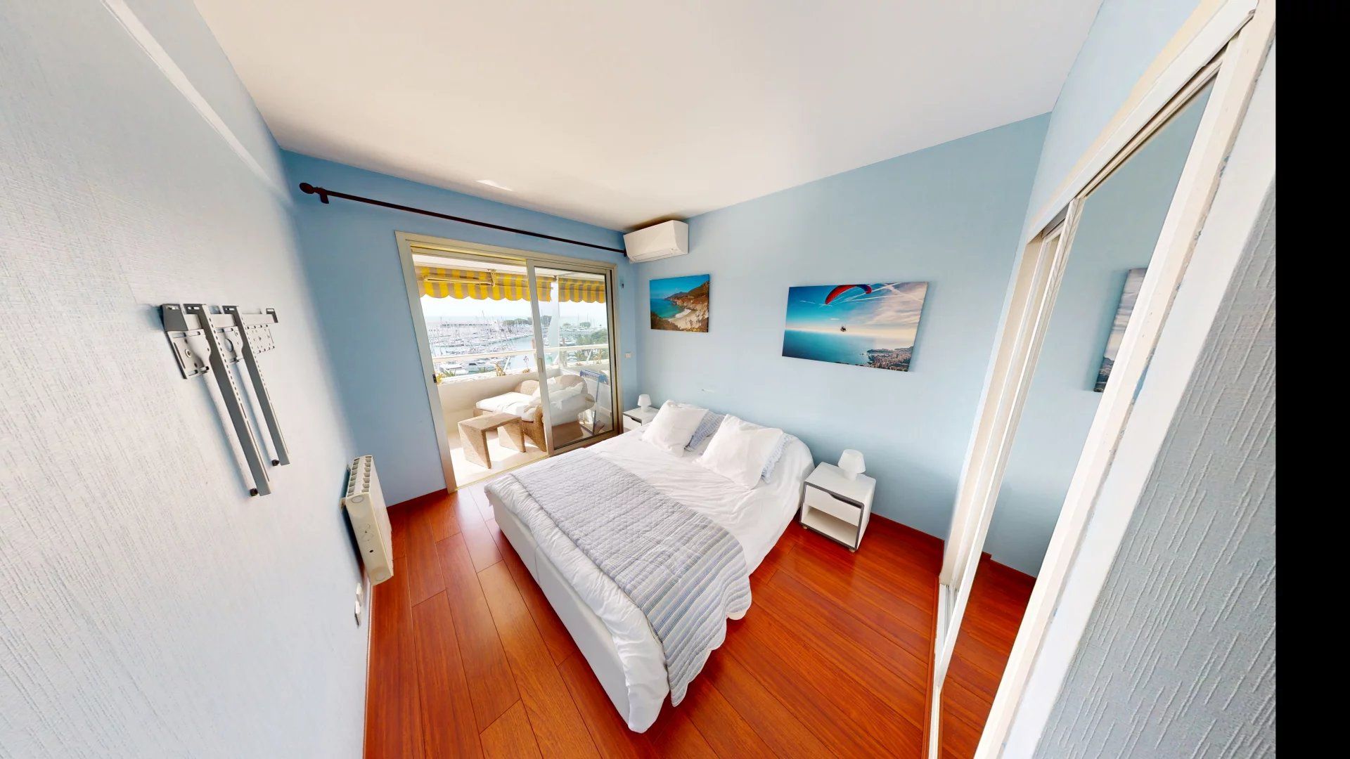 APPARTEMENT 3 PIECES de 68 m² à MARINA BAIE DES ANGES