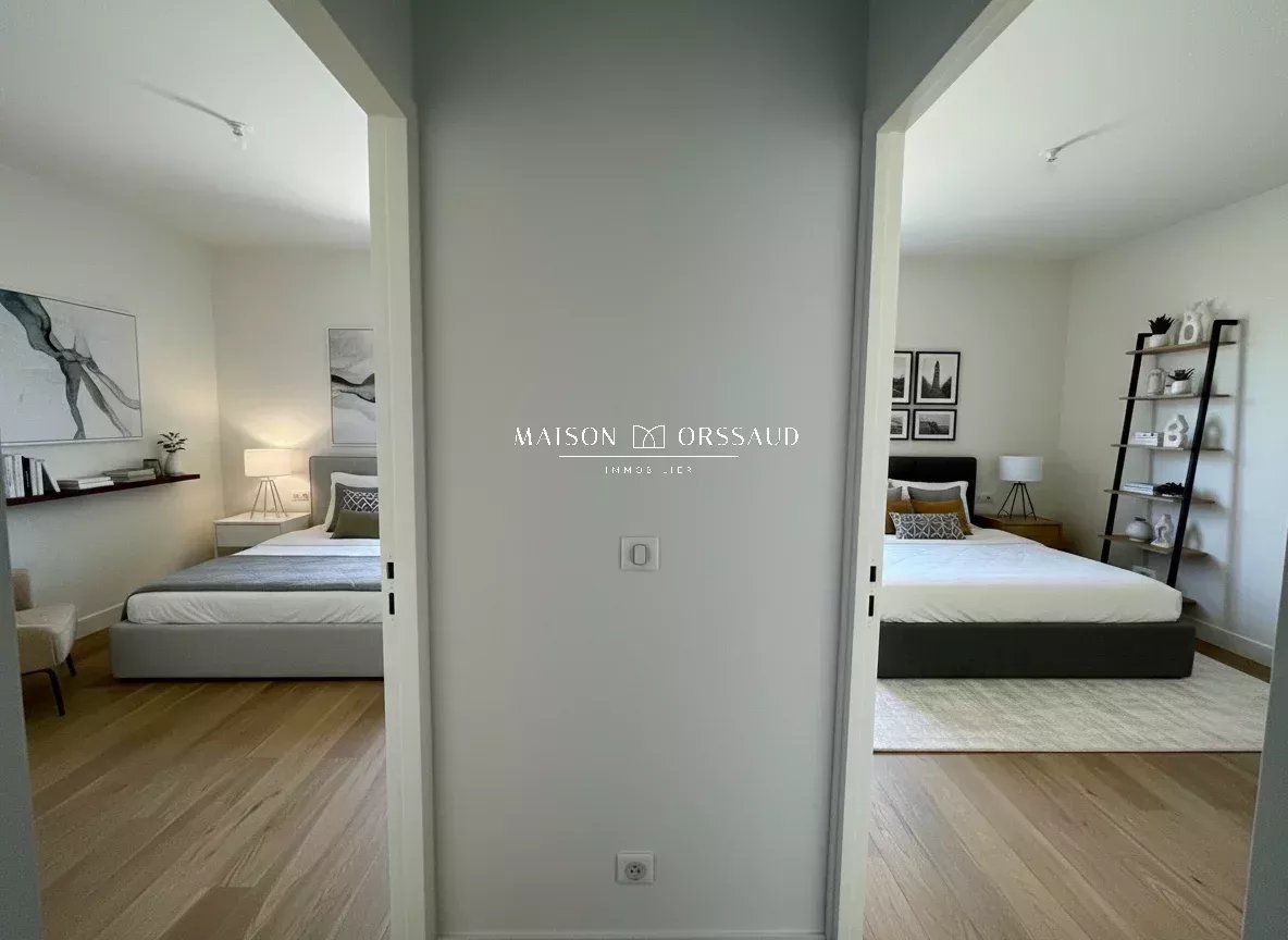 EXCLUSIVITÉ  MAISON  AVEC JARDIN ET DOUBLE GARAGE - CENTRE HISTORIQUE