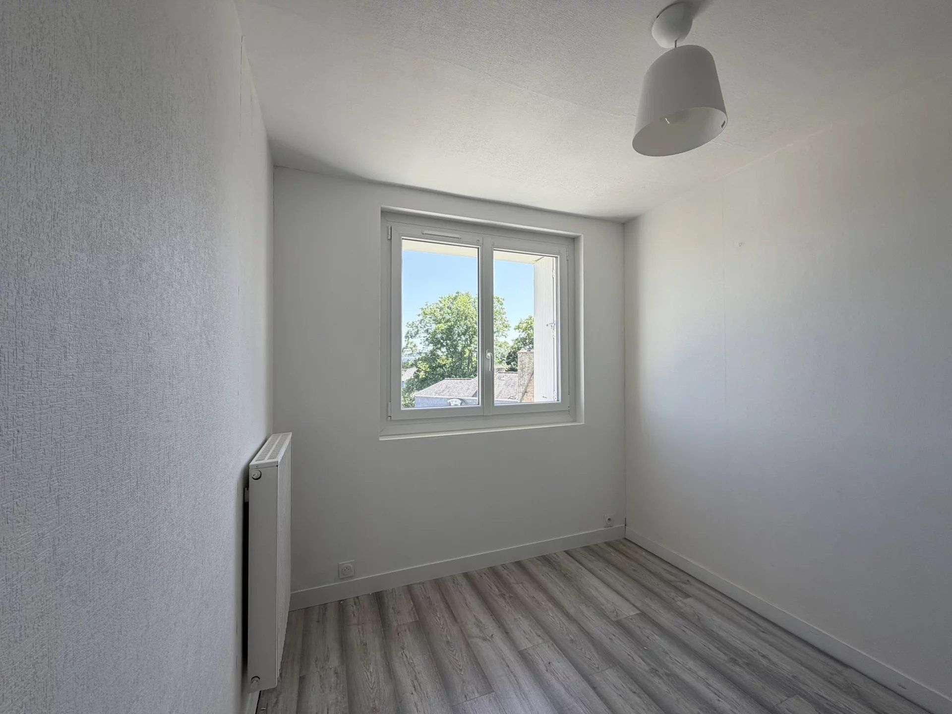 Appartement T3 meublé entièrement rénové – Guingamp, Résidence André Lorgéré