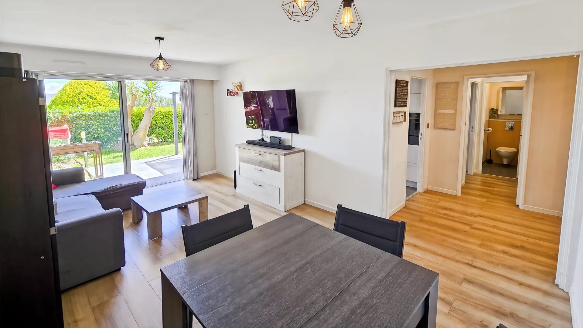 NICE OUEST / SAINT ANTOINE DE LA GINESTIERE - Appartement meublé 2/3 pièces avec jardin - 1750€/mois CC