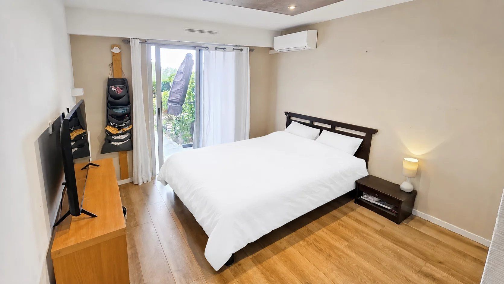 NICE OUEST / SAINT ANTOINE DE LA GINESTIERE - Appartement meublé 2/3 pièces avec jardin - 1750€/mois CC