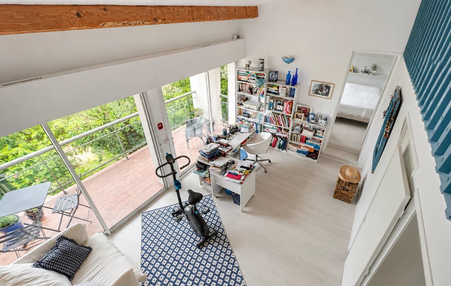 Nîmes, Jean Jaurès/Henri Revoil neighborhood, townhouse, 3 bedrooms, 110m2, garage and parking
