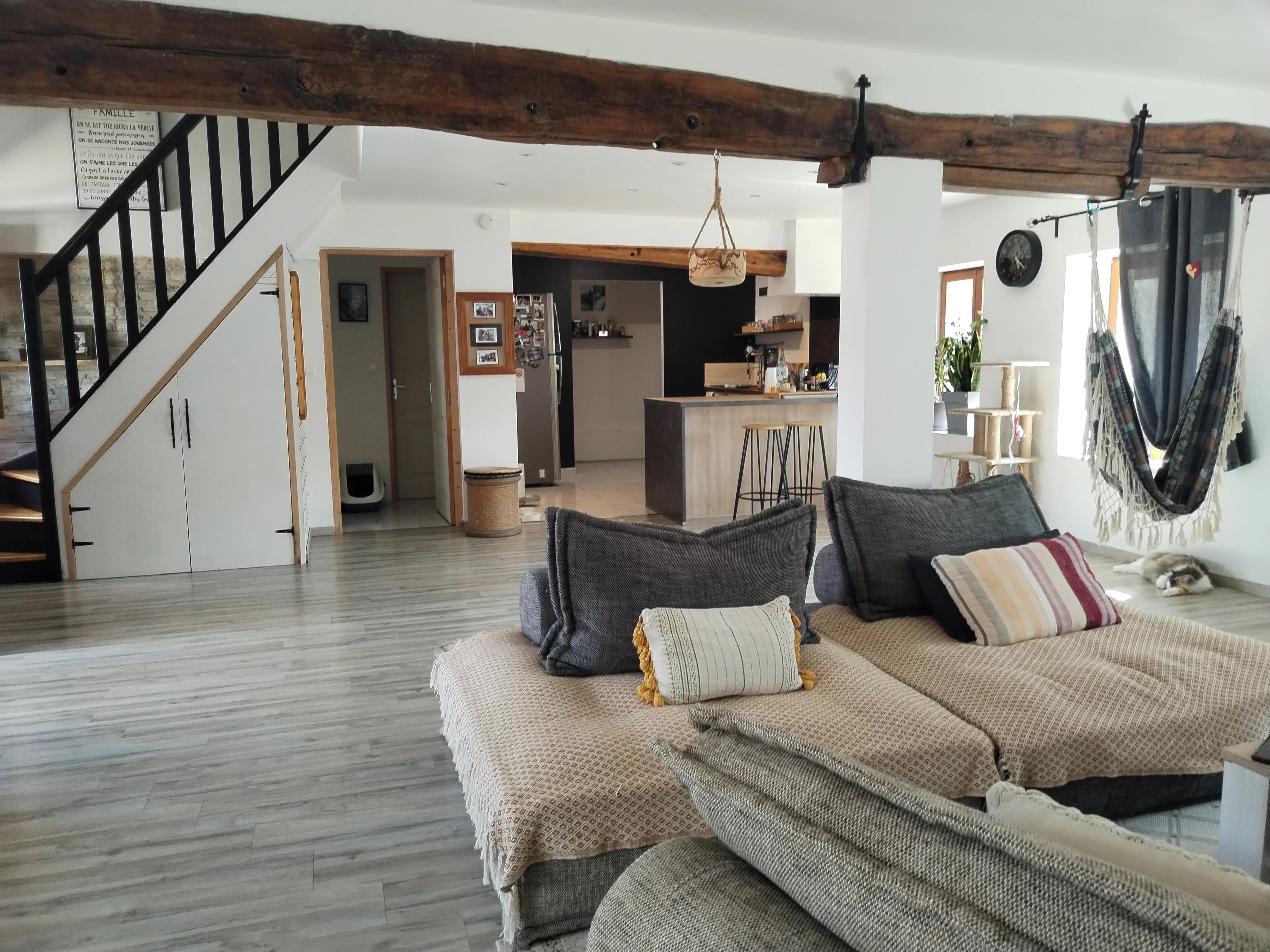 DUPLEX 95 M² CENTRE ÉGREVILLE (77)