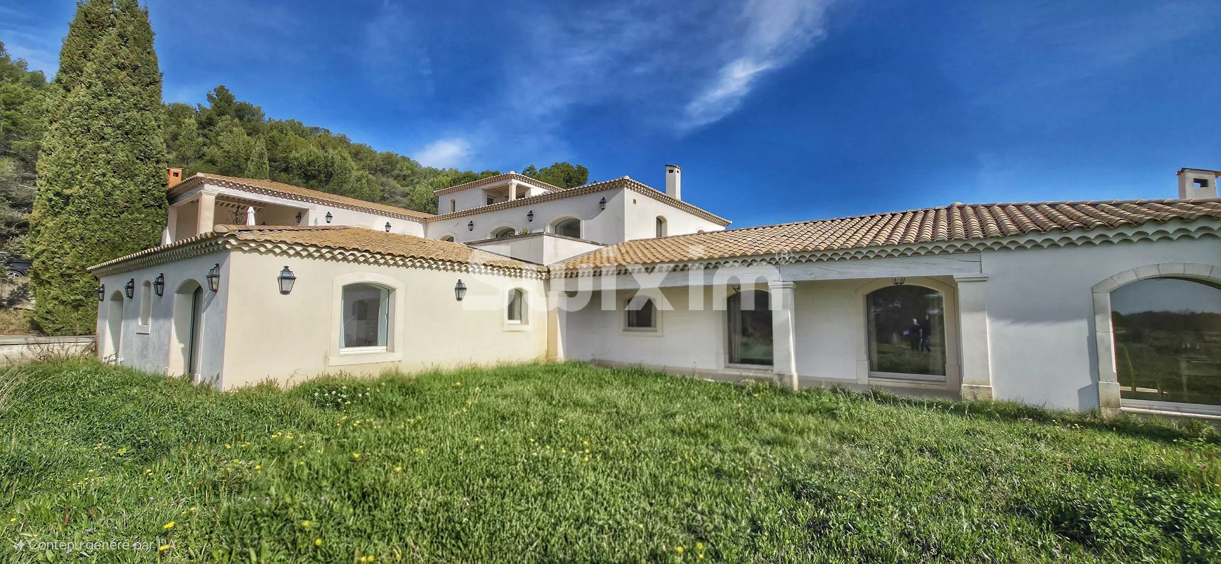 villa provencale avec une vue magnifique