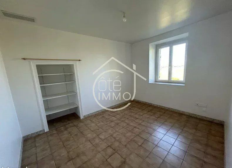VILLENEUVE-DE-DURAS : Maison de 98m² avec 2 garages