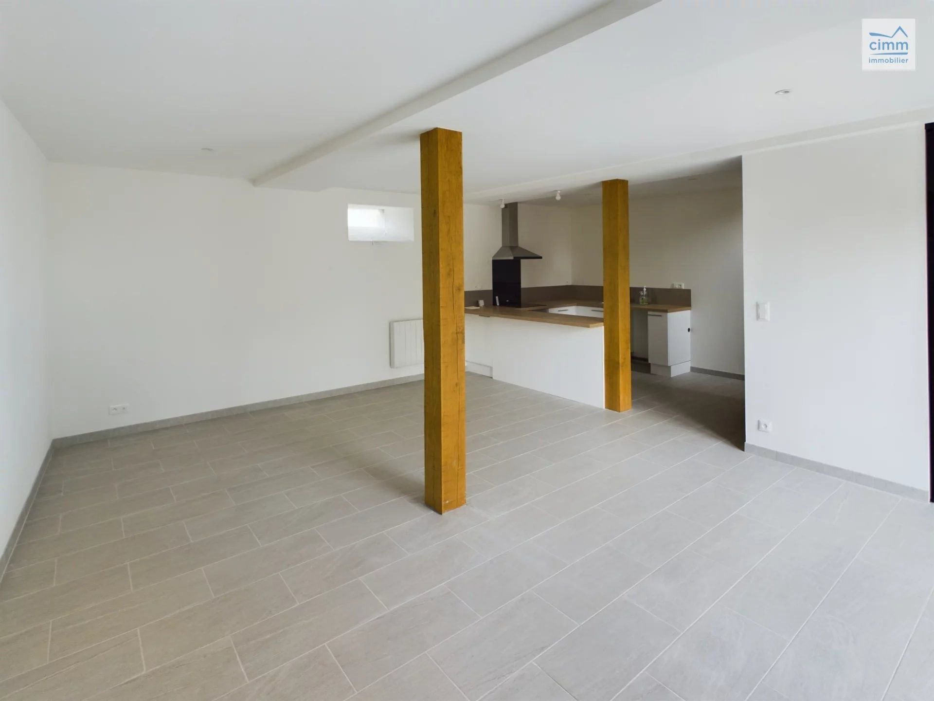 Maison - proche centre Messac