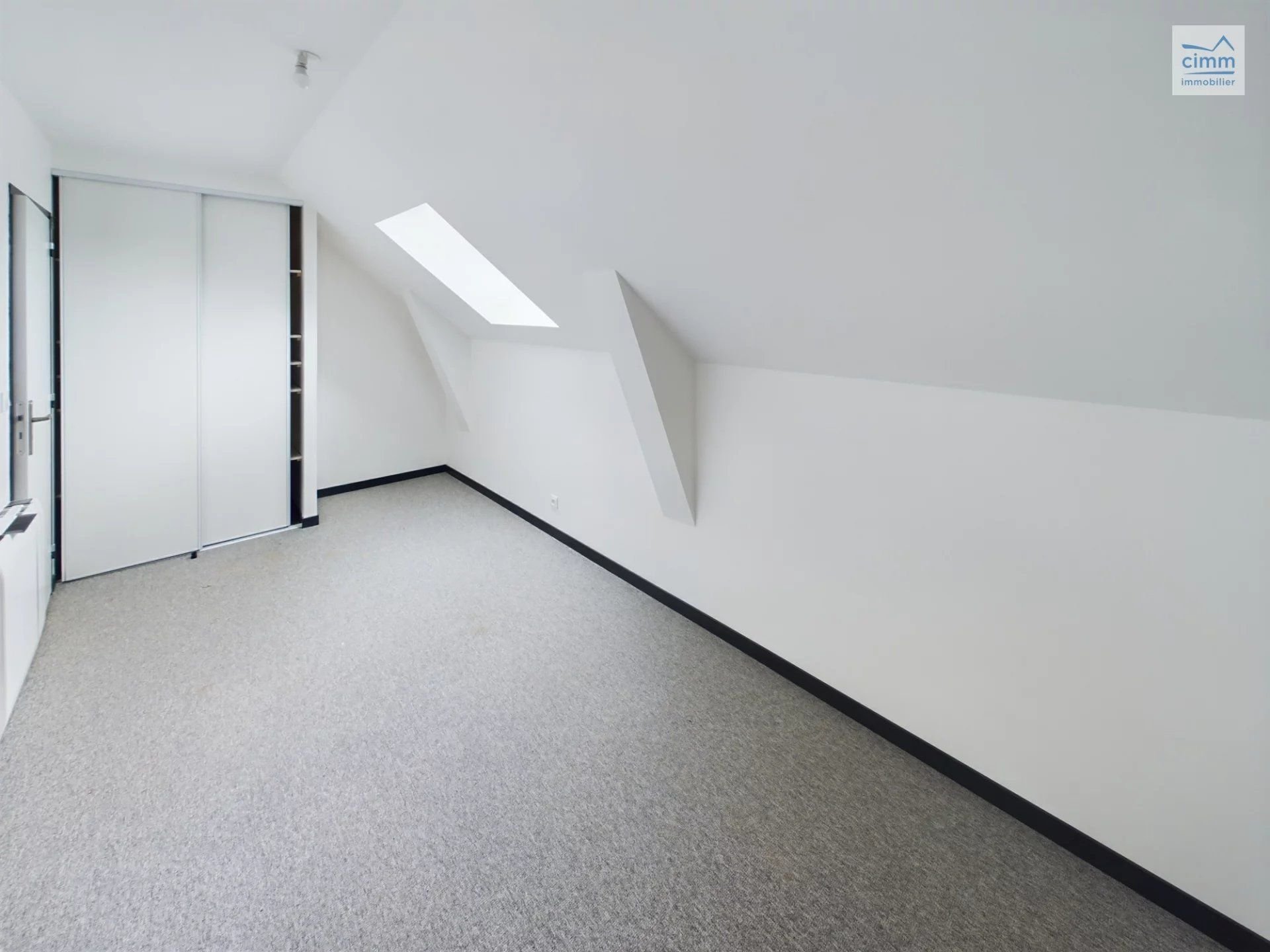 Maison - proche centre Messac