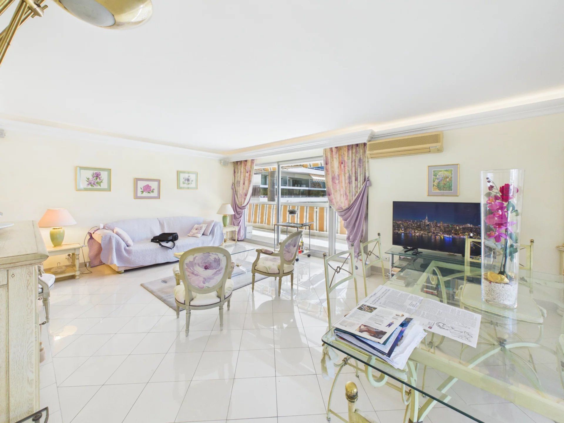 MAS DE TANIT – SUPERBE 4 PIÈCES AVEC VUE MER ET TERRASSE D'ANGLE DE 55 M²