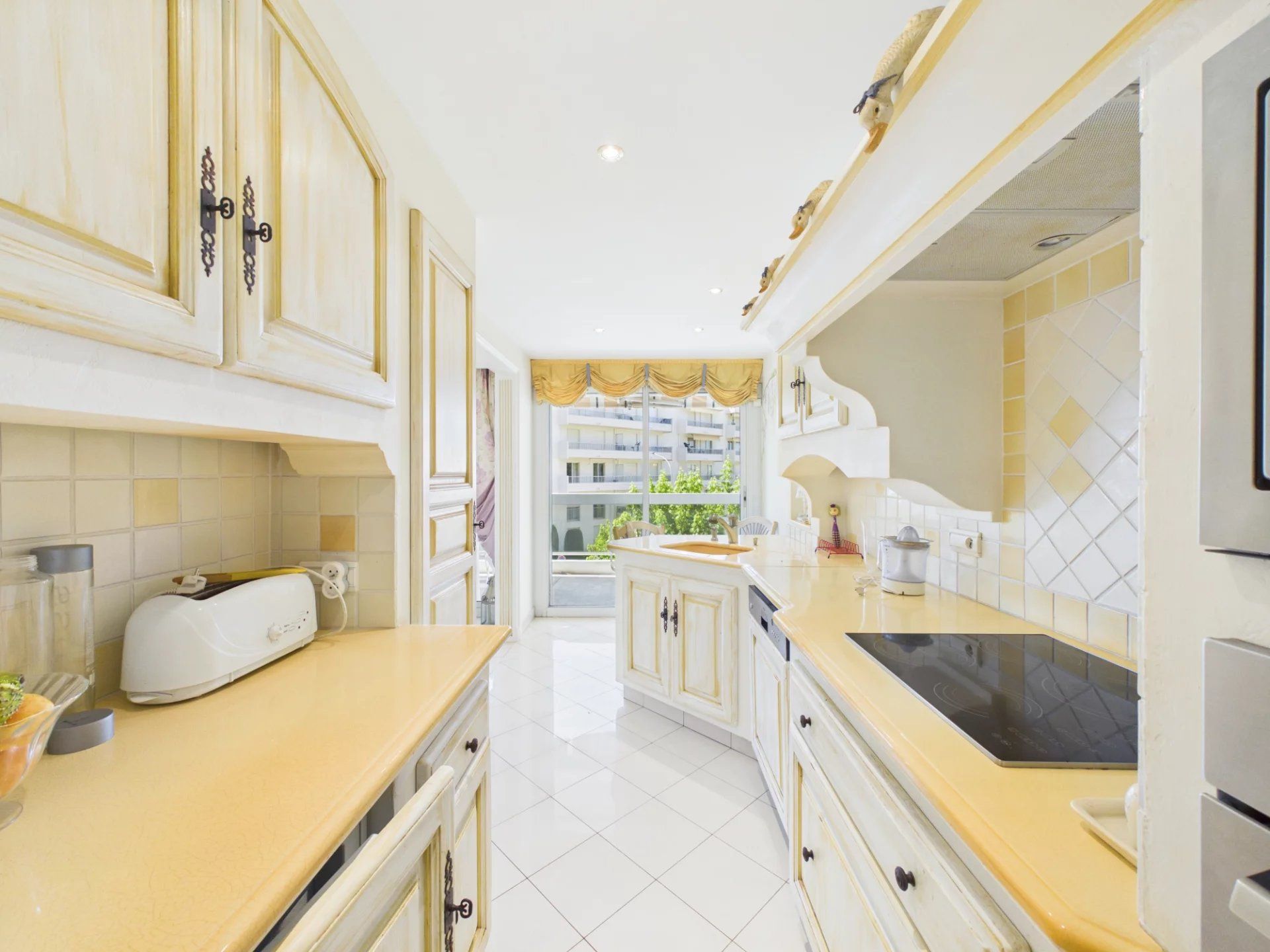 MAS DE TANIT – SUPERBE 4 PIÈCES AVEC VUE MER ET TERRASSE D'ANGLE DE 55 M²