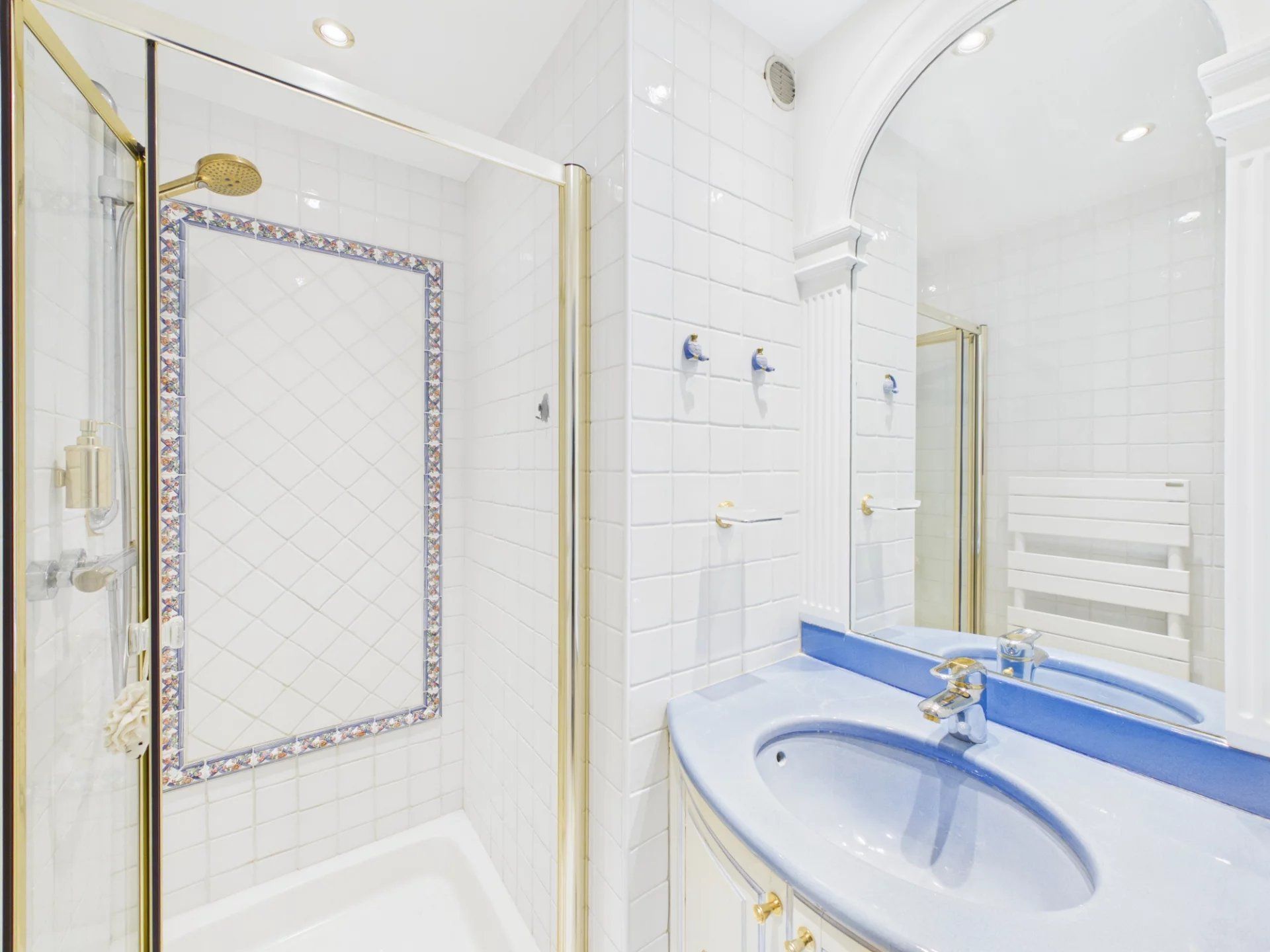MAS DE TANIT – SUPERBE 4 PIÈCES AVEC VUE MER ET TERRASSE D'ANGLE DE 55 M²