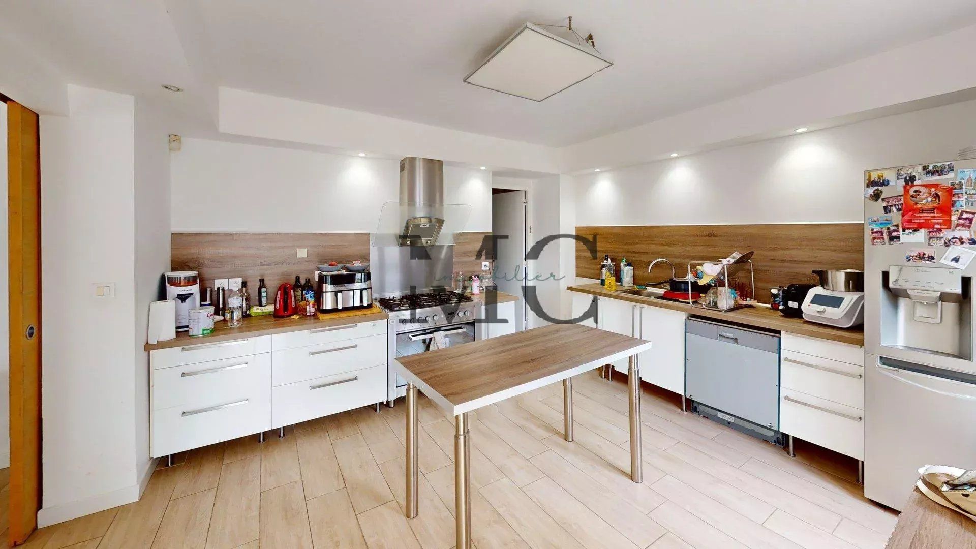 PROPRIETE -  EOURES - AUBAGNE
