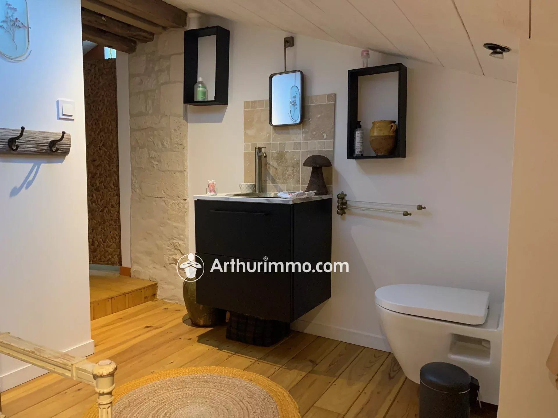 Belle maison de caractère de 225 m² avec grand terrain clos
