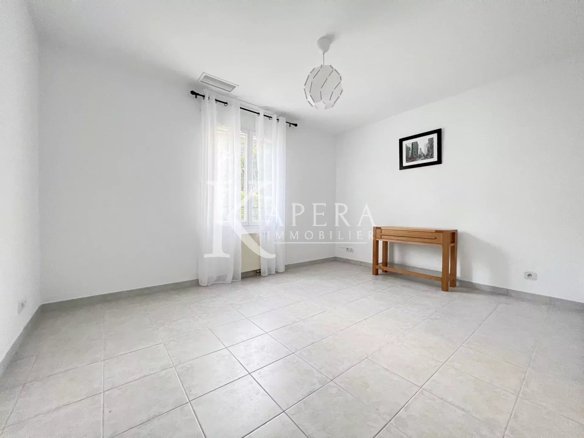 LOCATION VILLA 5P- VALBONNE-PISCINE