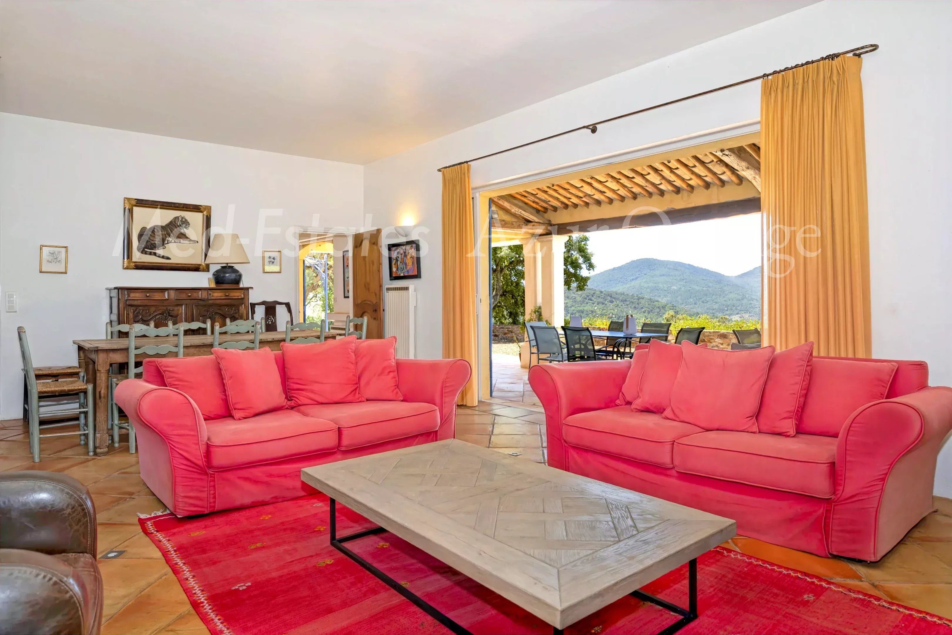 Superbe villa provençale avec piscine à Le Plan-de-la-Tour