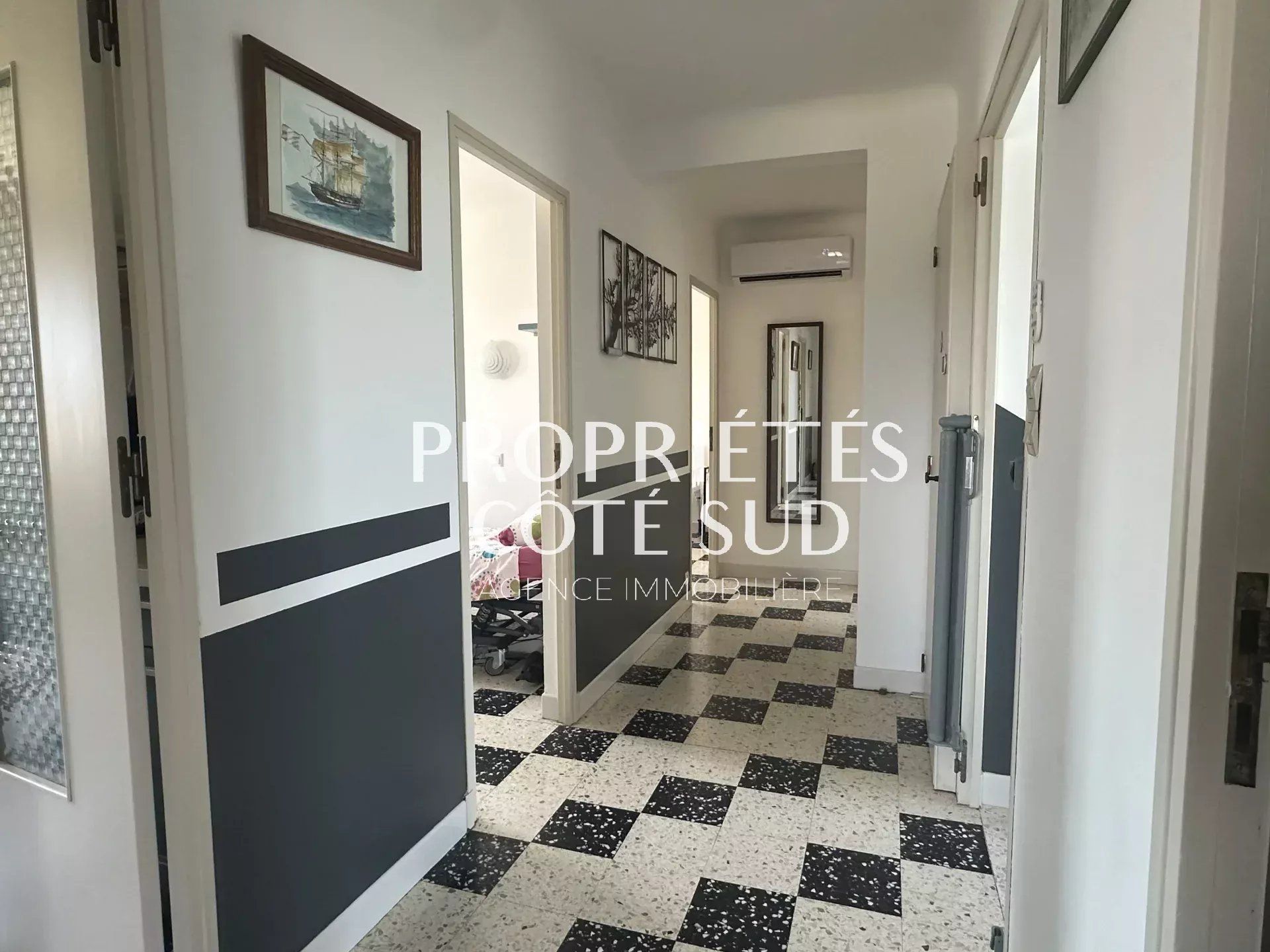Maison 135 m2 avec terrain 585 m2 et piscine