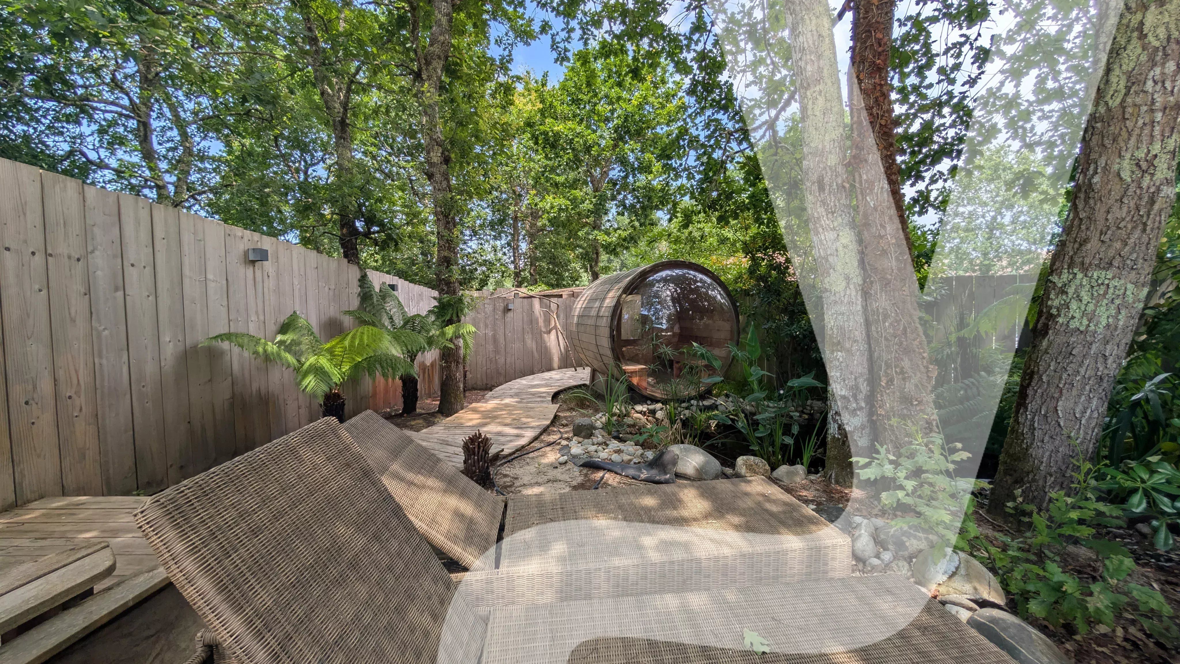 Propriété d'exception avec lodge indépendant et piscine chauffée