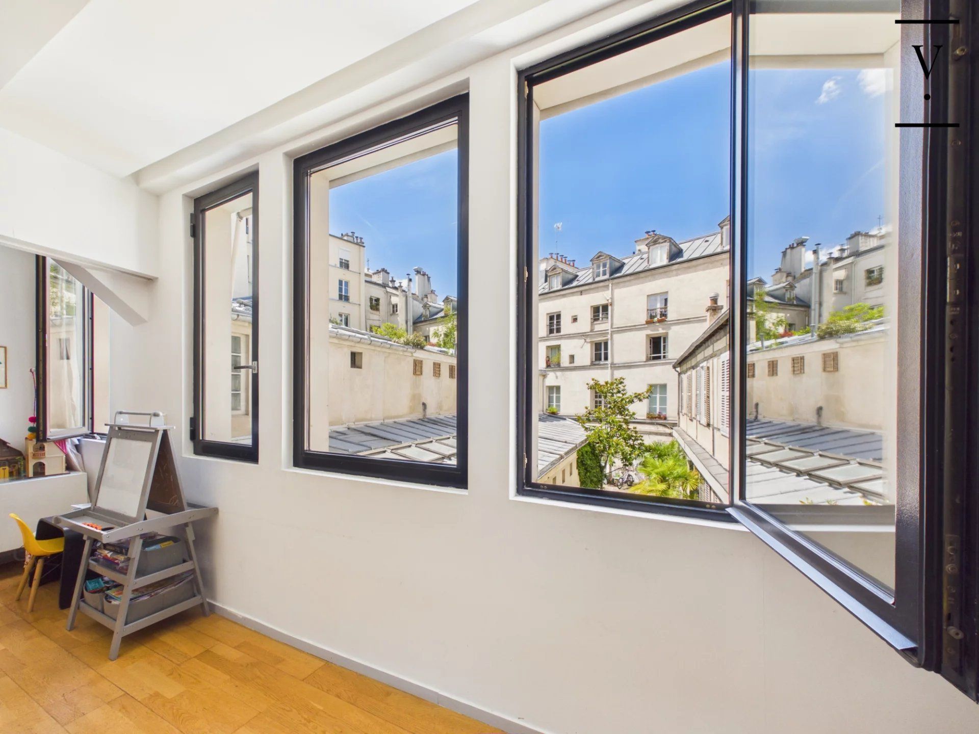 Paris IIIe - Appartement au calme - A proximité de la Place des Vosges