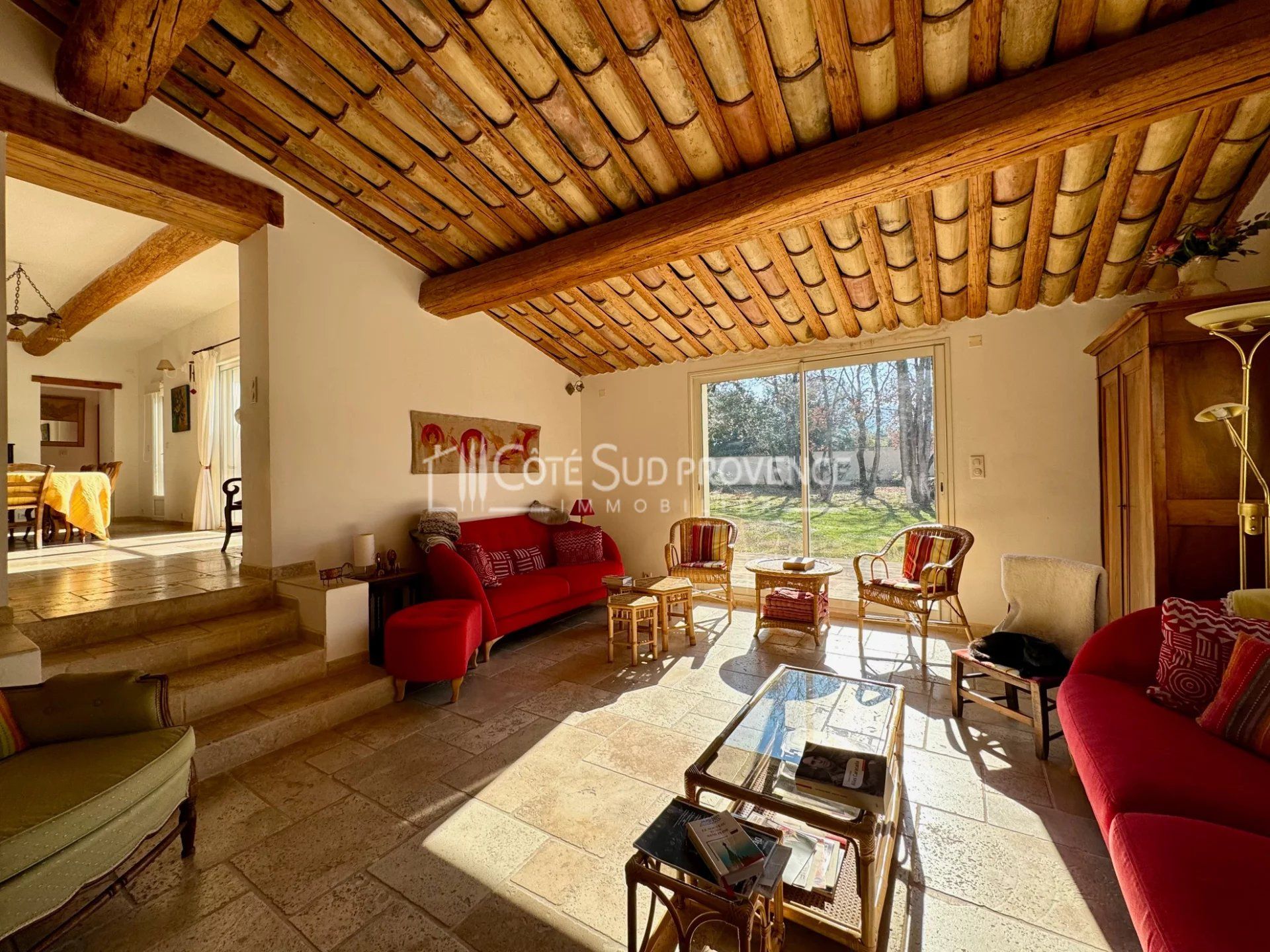 PROPRIETE VENASQUE SECTEUR RESIDENTIEL