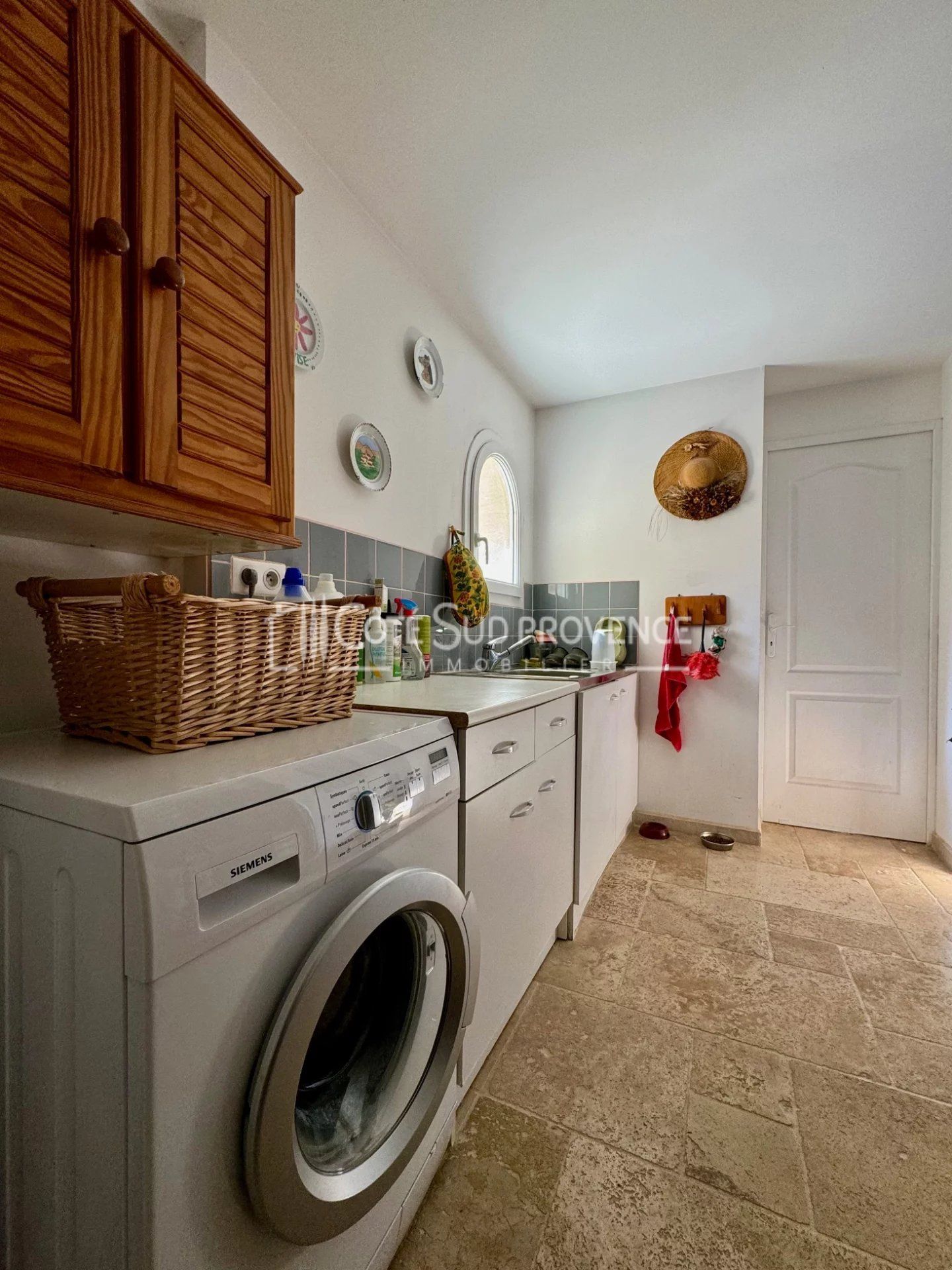PROPRIETE VENASQUE SECTEUR RESIDENTIEL