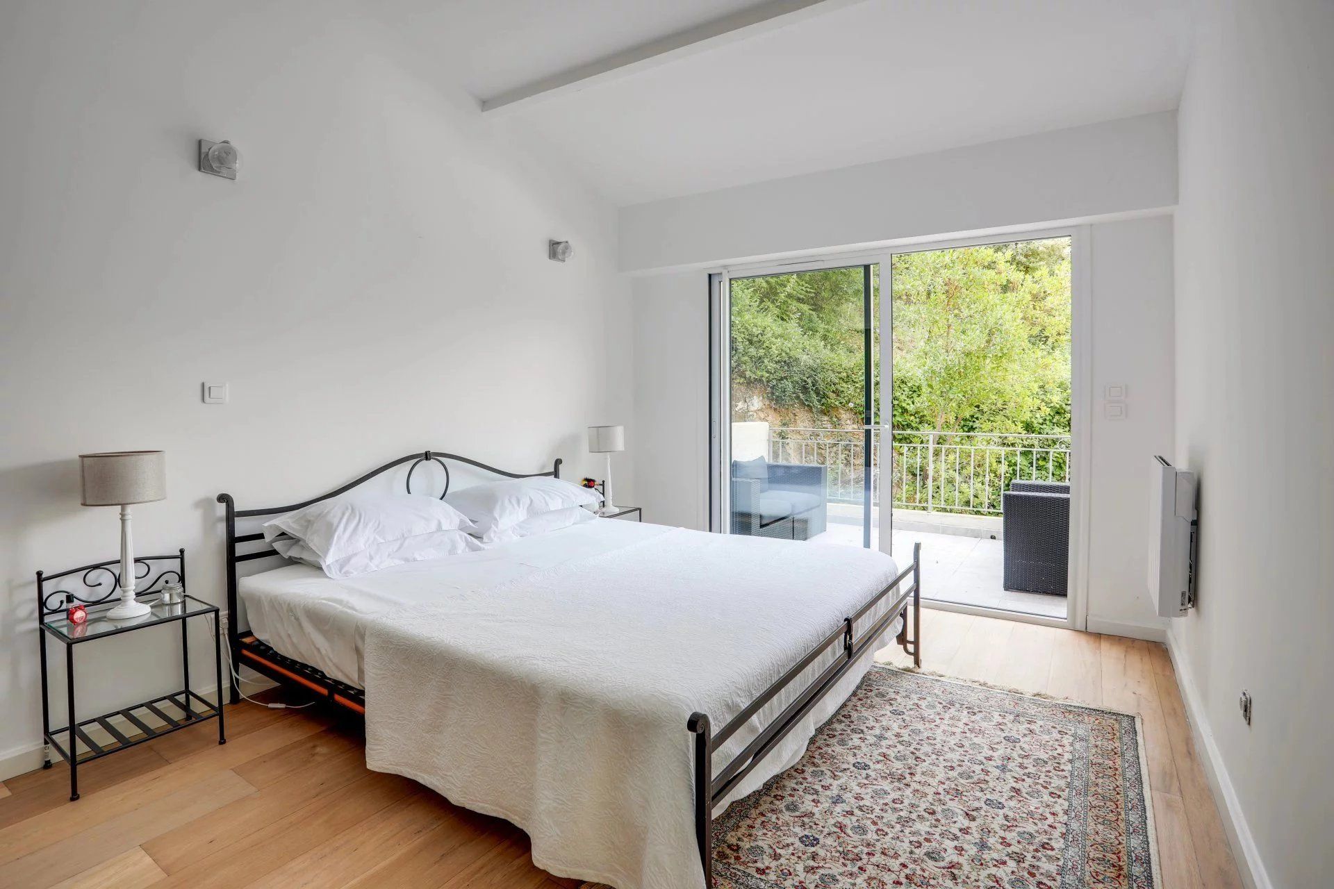 OFFRE ACCEPTEE Domaine Les Hauts de Saint Paul - Villa provençale, 5 chambres, piscine.