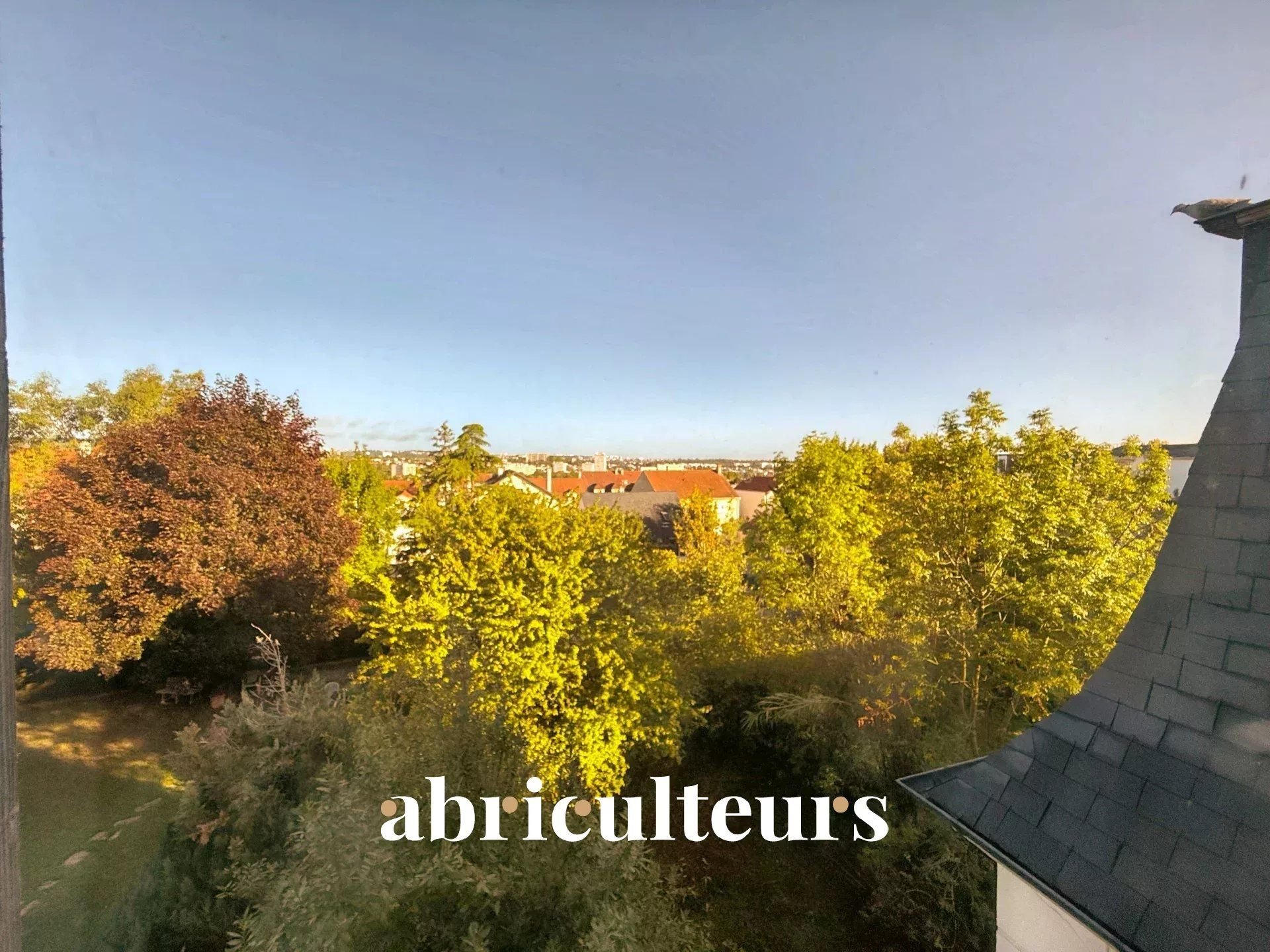 Duplex lumineux de 127 m² dans une copropriété intimiste – Quartier recherché - Antony