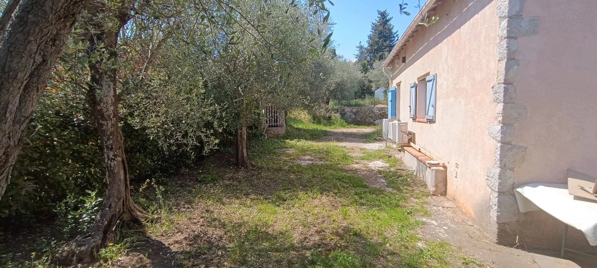 Belle propriété 260 m² sur Grasse St Jacques