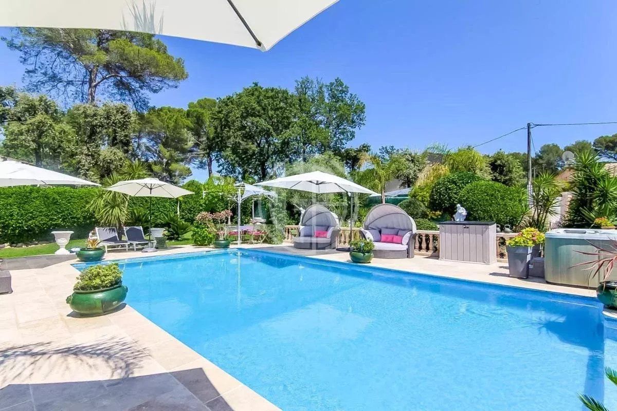 VILLA - 7 chambres - calme absolu