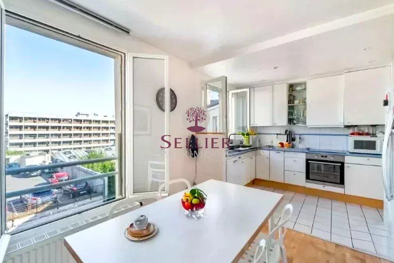 Spacieux duplex de 6 pieces Jardin des Plantes