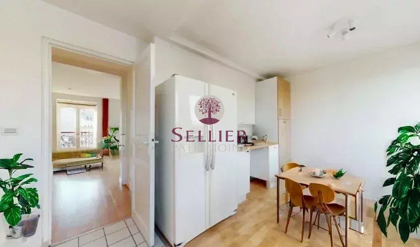 Spacieux duplex de 6 pieces Jardin des Plantes