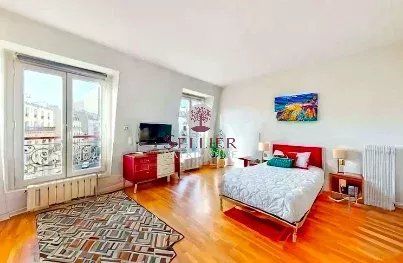 Spacieux duplex de 6 pieces Jardin des Plantes