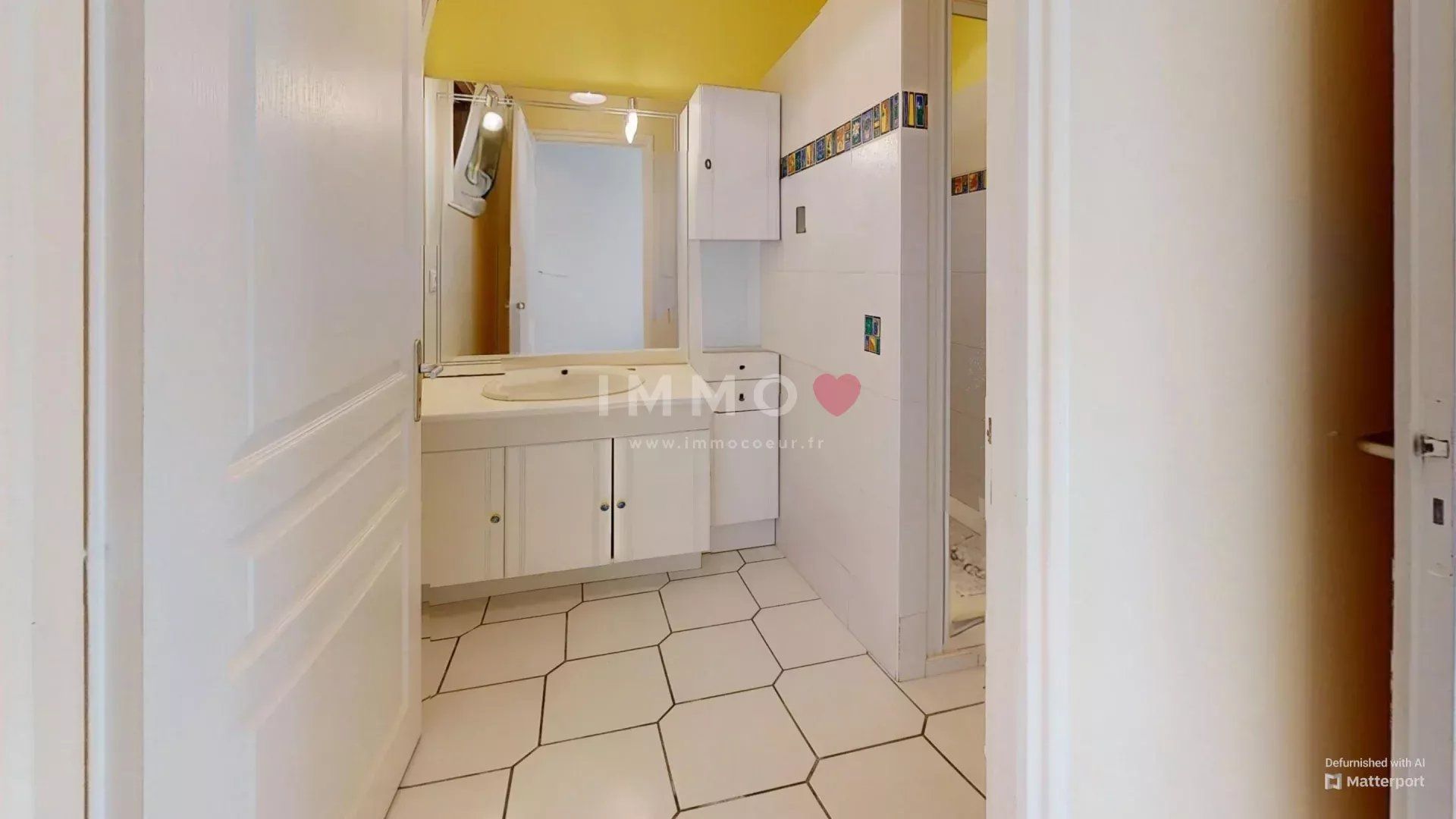 Villa familiale avec piscine avec potentiel - 260m²
