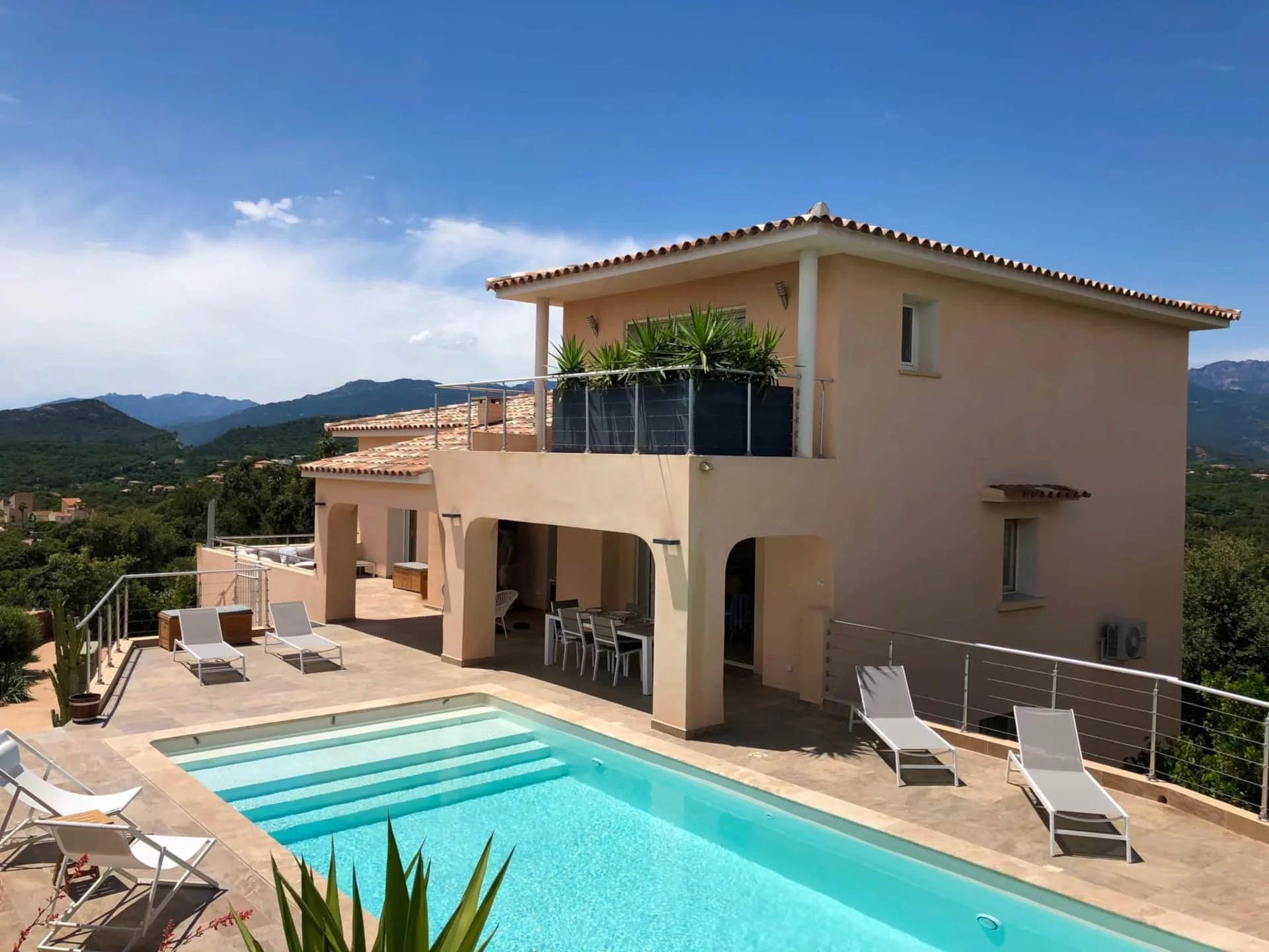 Villa 230 m² - piscine et vue mer – Sainte-Lucie de Porto-Vecchio