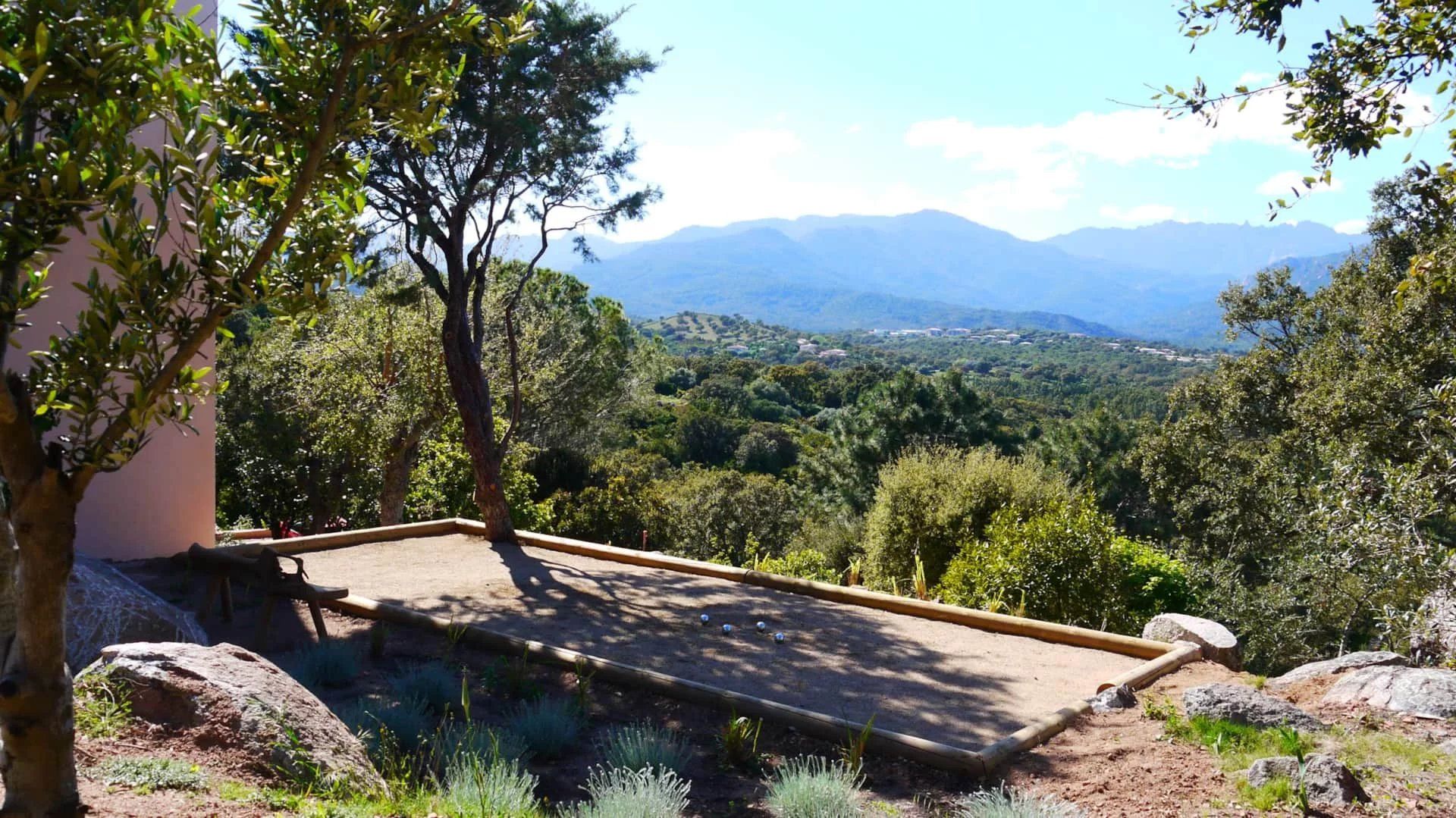 Villa 230 m² - piscine et vue mer – Sainte-Lucie de Porto-Vecchio