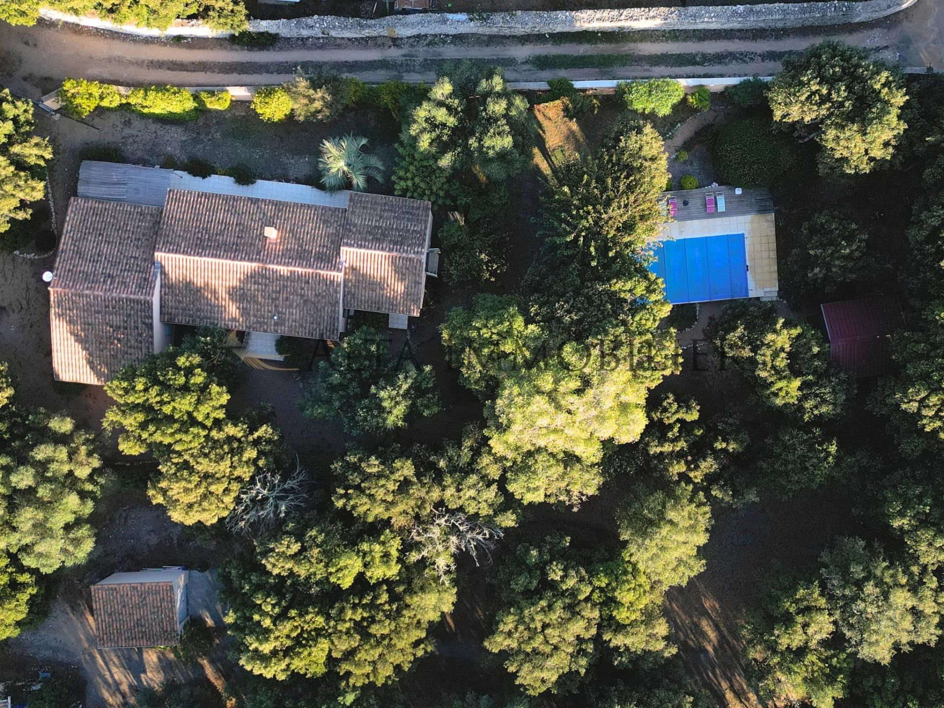 Villa de charme avec piscine et studio - Emplacement idéal à Bonifacio