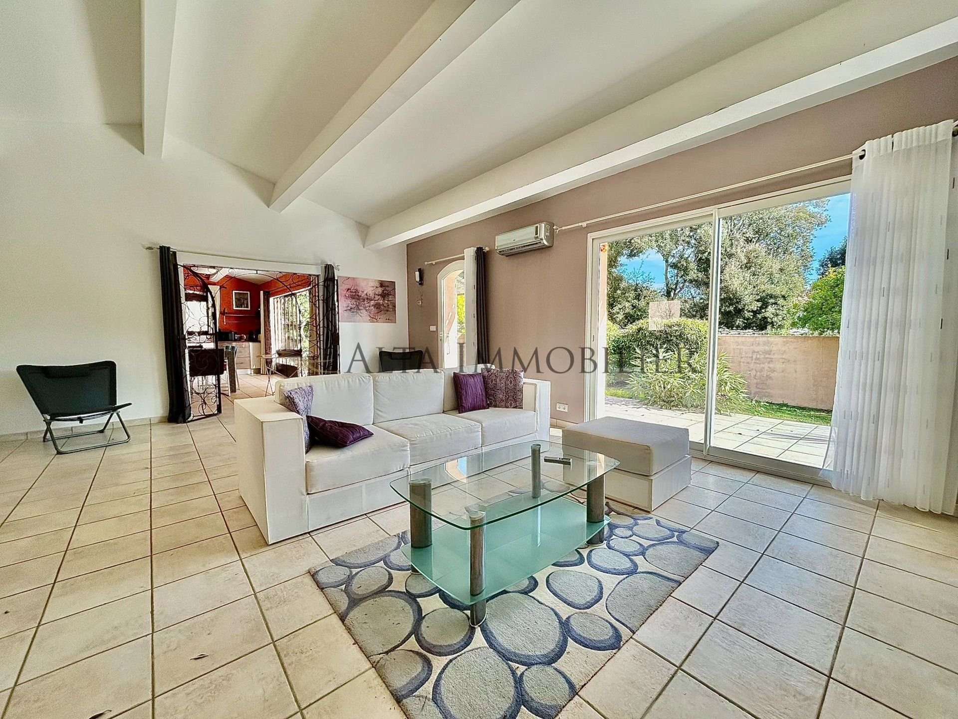 Villa de charme avec piscine et studio - Emplacement idéal à Bonifacio