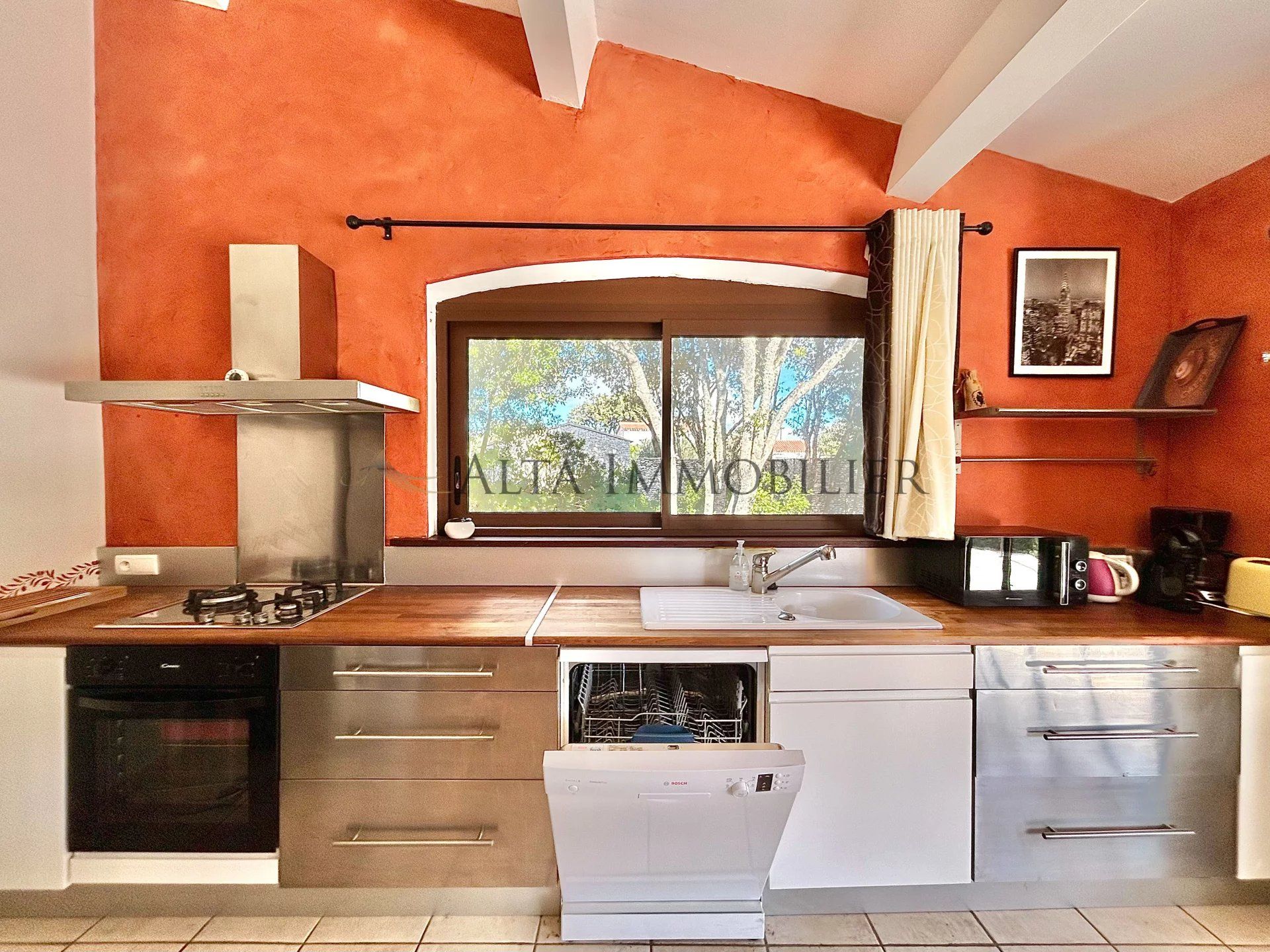 Villa de charme avec piscine et studio - Emplacement idéal à Bonifacio