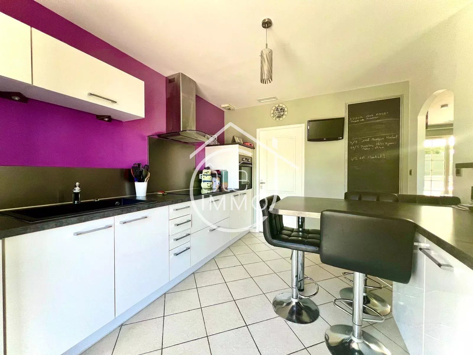 Maison 5 pièces de plain-pied