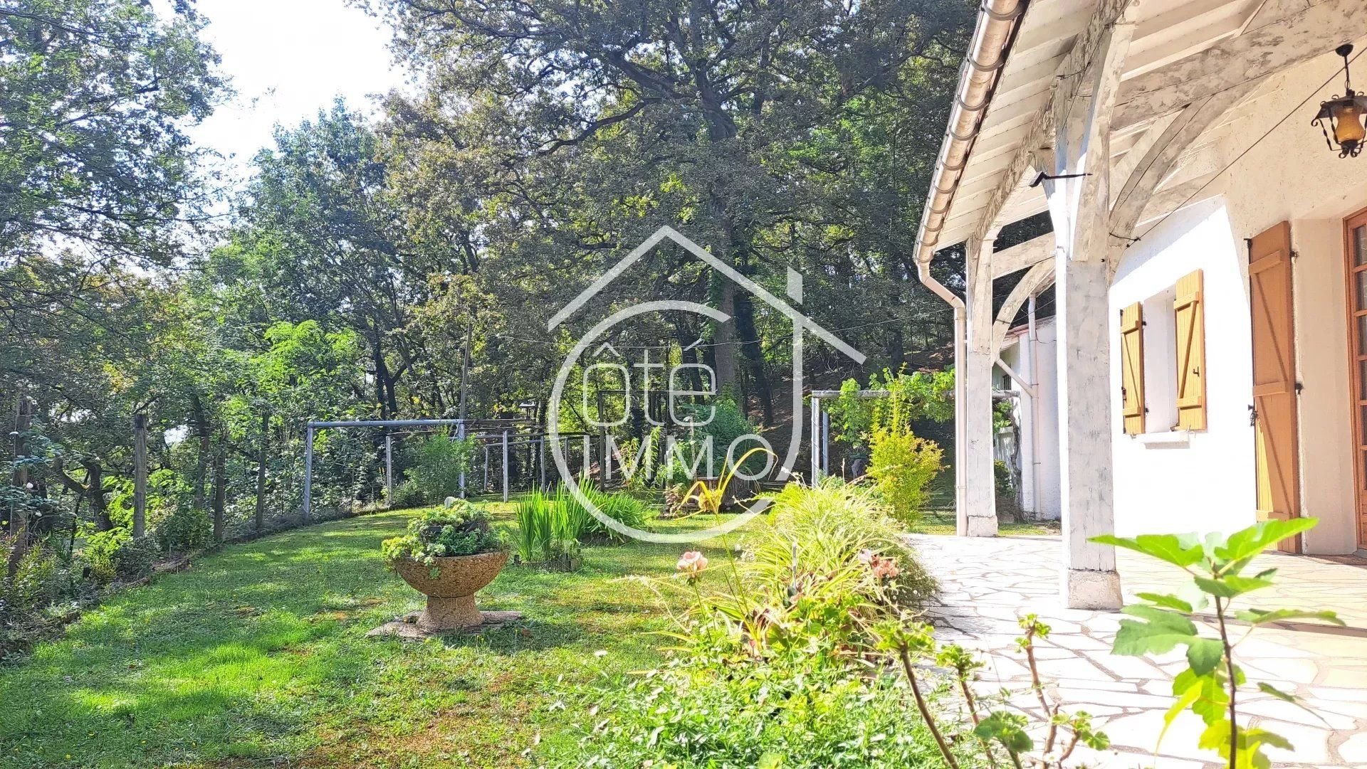 PRIGONRIEUX : Maison périgourdine 6 pièces de 141m²