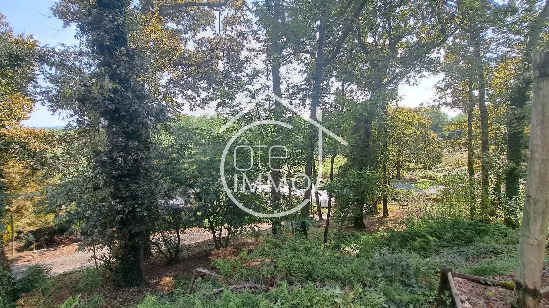 PRIGONRIEUX : Maison périgourdine 6 pièces de 141m²