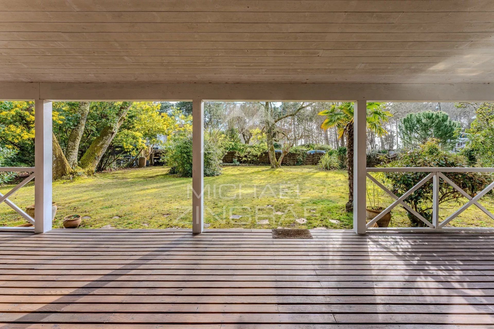 Maison d’Exception en Bois, Face à la plage