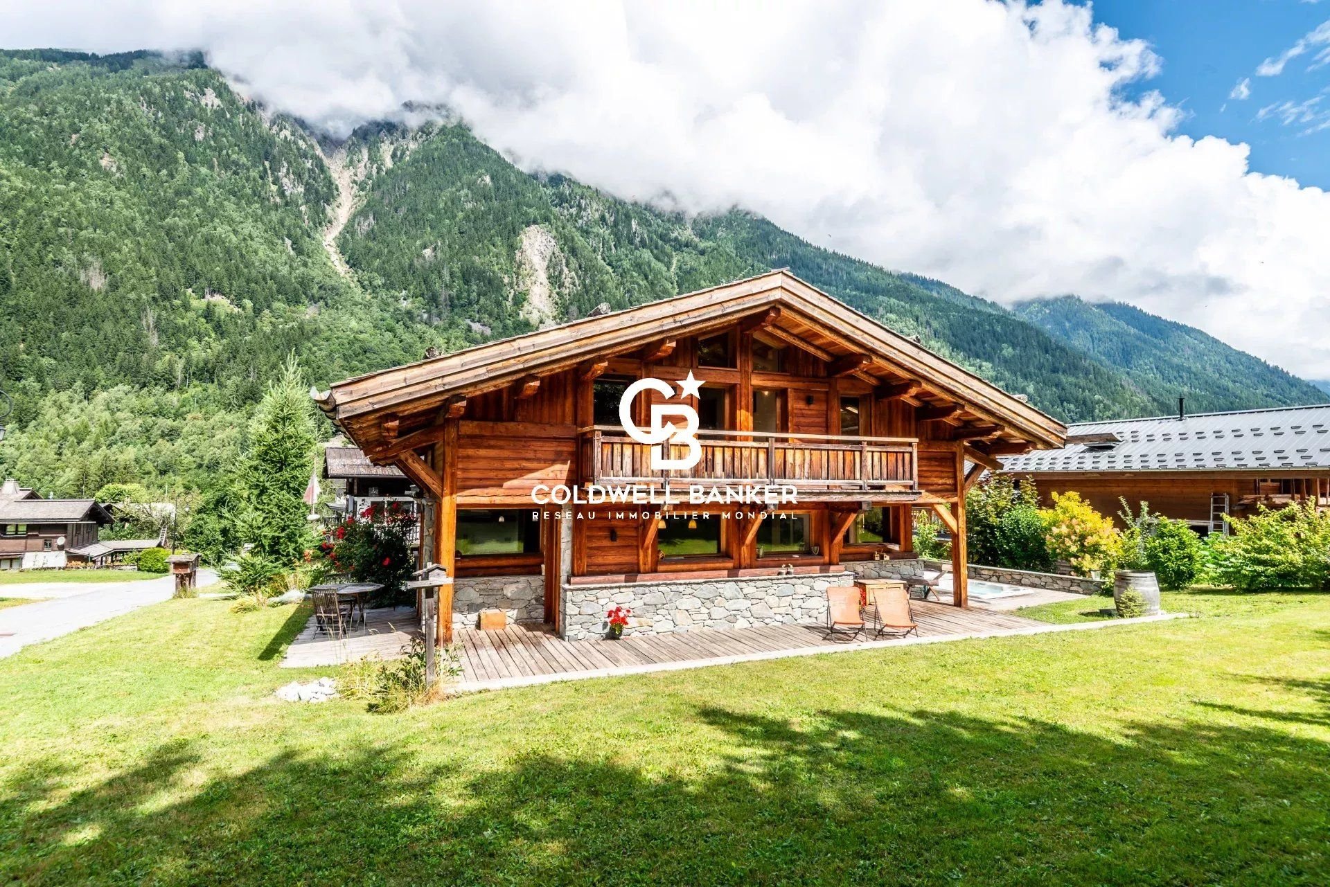 Chalet Mossaz de 180 m² (250 m2 au total), 4 chambres- Chamonix Mont Blanc -  Secteur Les Bossons
